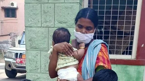 அஞ்சலிதேவி குழந்தைகளுடன்