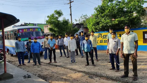 ஆந்திர தொழிலாளர்கள்