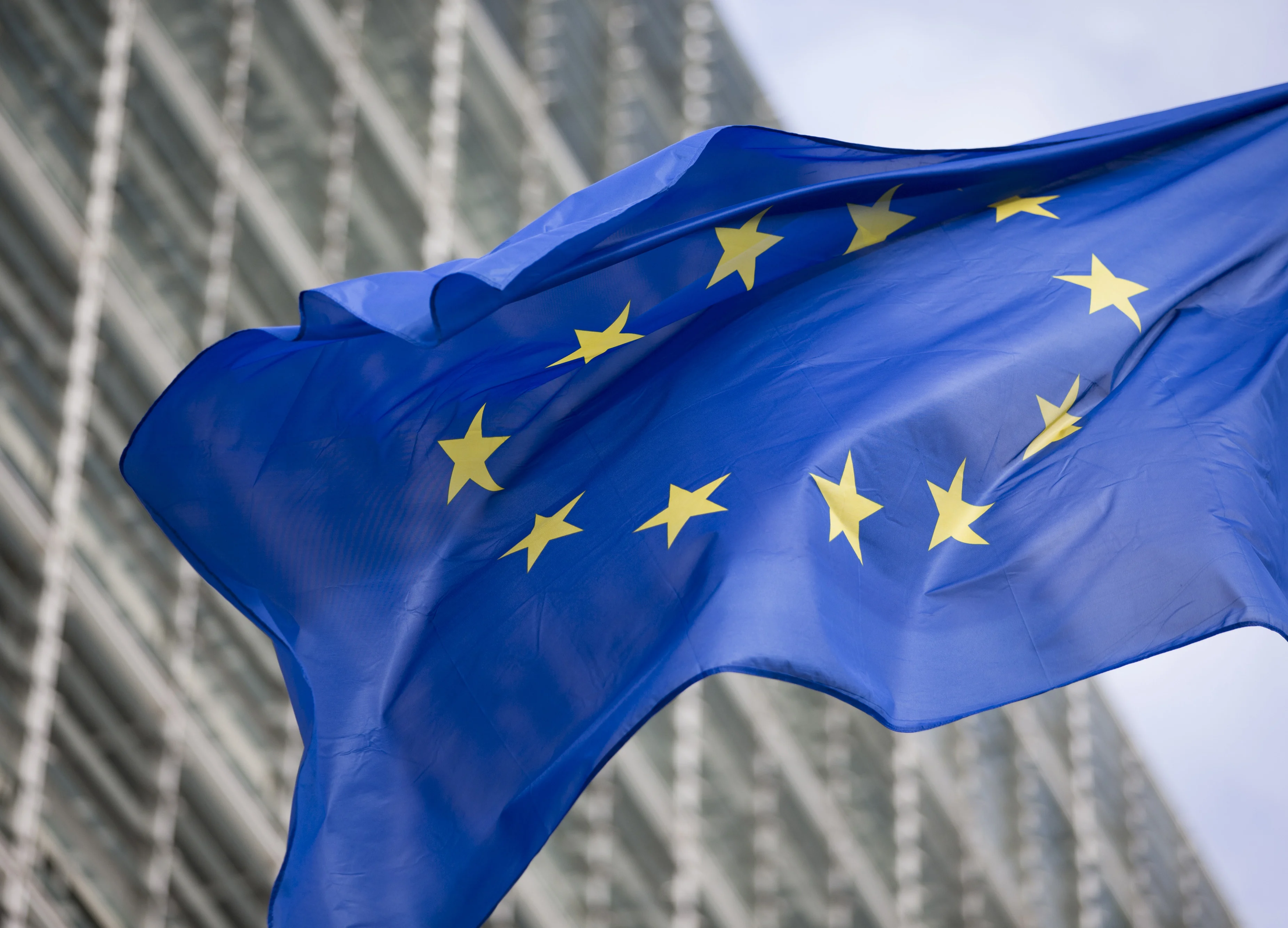 EU Pledges Steps to Salvage Iran Oil Shipments `Within Weeks'
