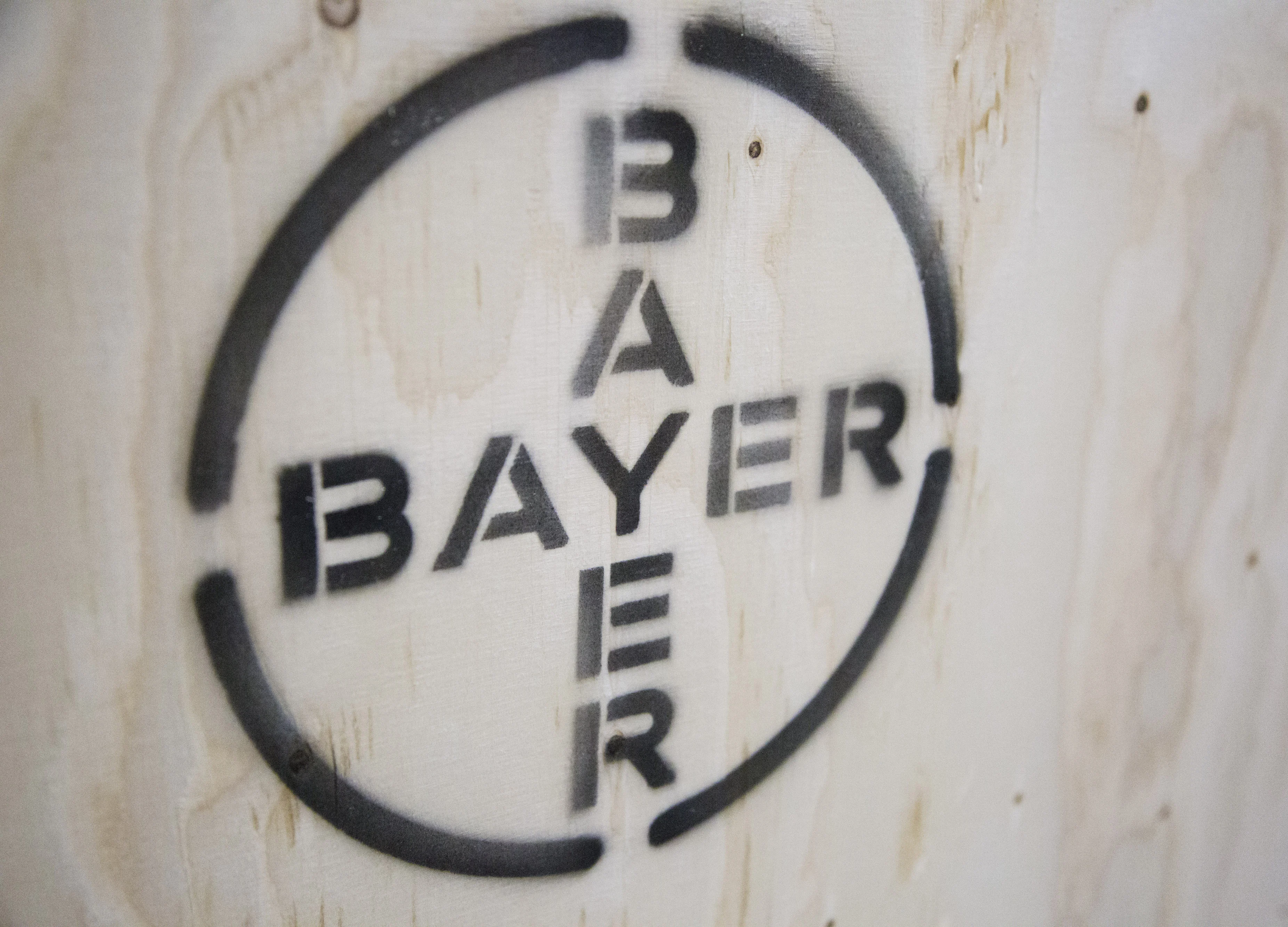 Bayer Hires Firm to Probe Suspected Monsanto File in France