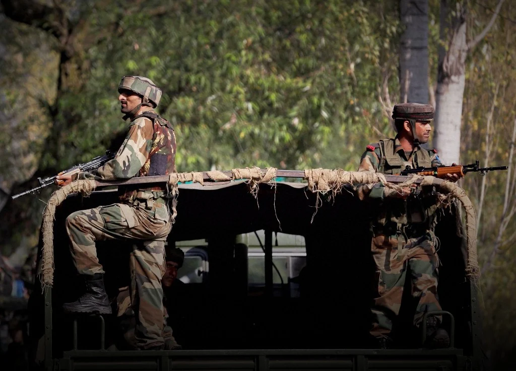 Kashmir On Edge: Security Beefed Up, Restrictions Imposed, Internet Services Suspended, Many Leaders ‘Detained Or Arrested’