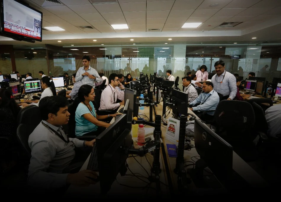 India’s Nifty Futures Drop as Economic Growth Slowdown Deepens