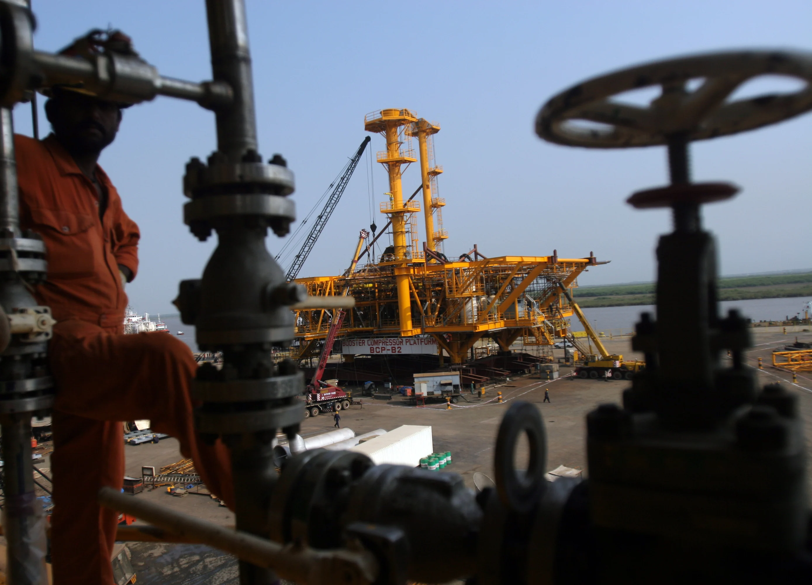 L&T Hydrocarbon Engineering Wins Two Large Contracts From ONGC