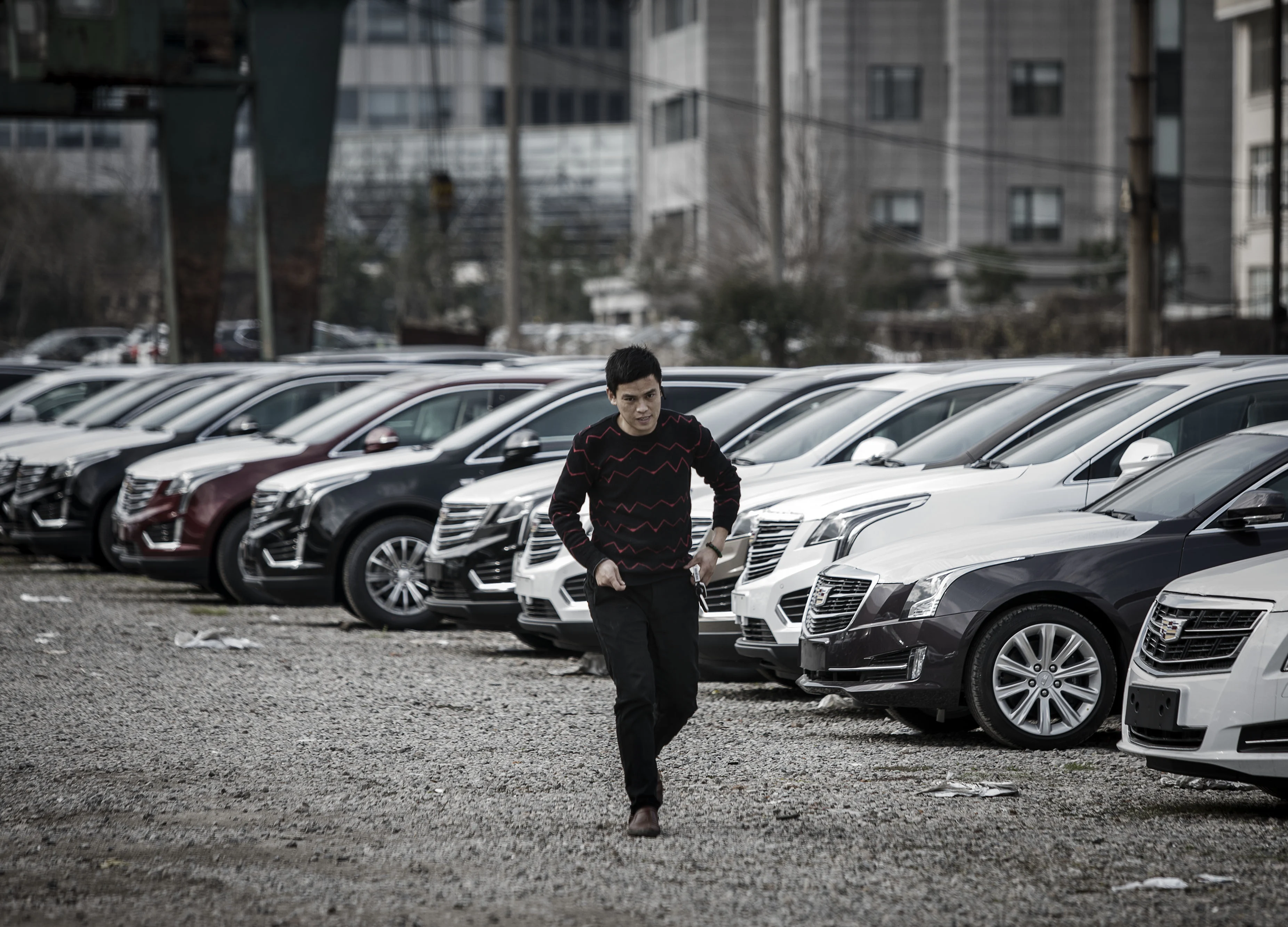 China's Vehicle Demand Forecast to Fall for Second Straight Year