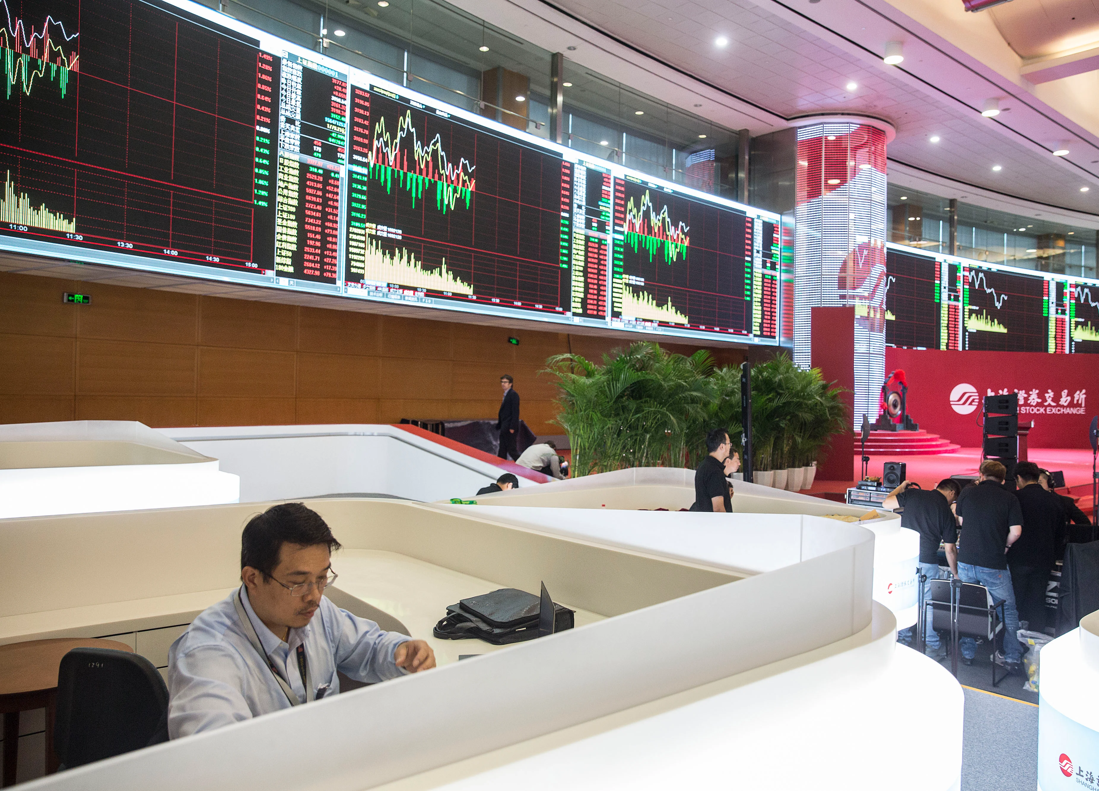 This Chinese Stock Soared 4,500% on Nasdaq and No One Knows Why