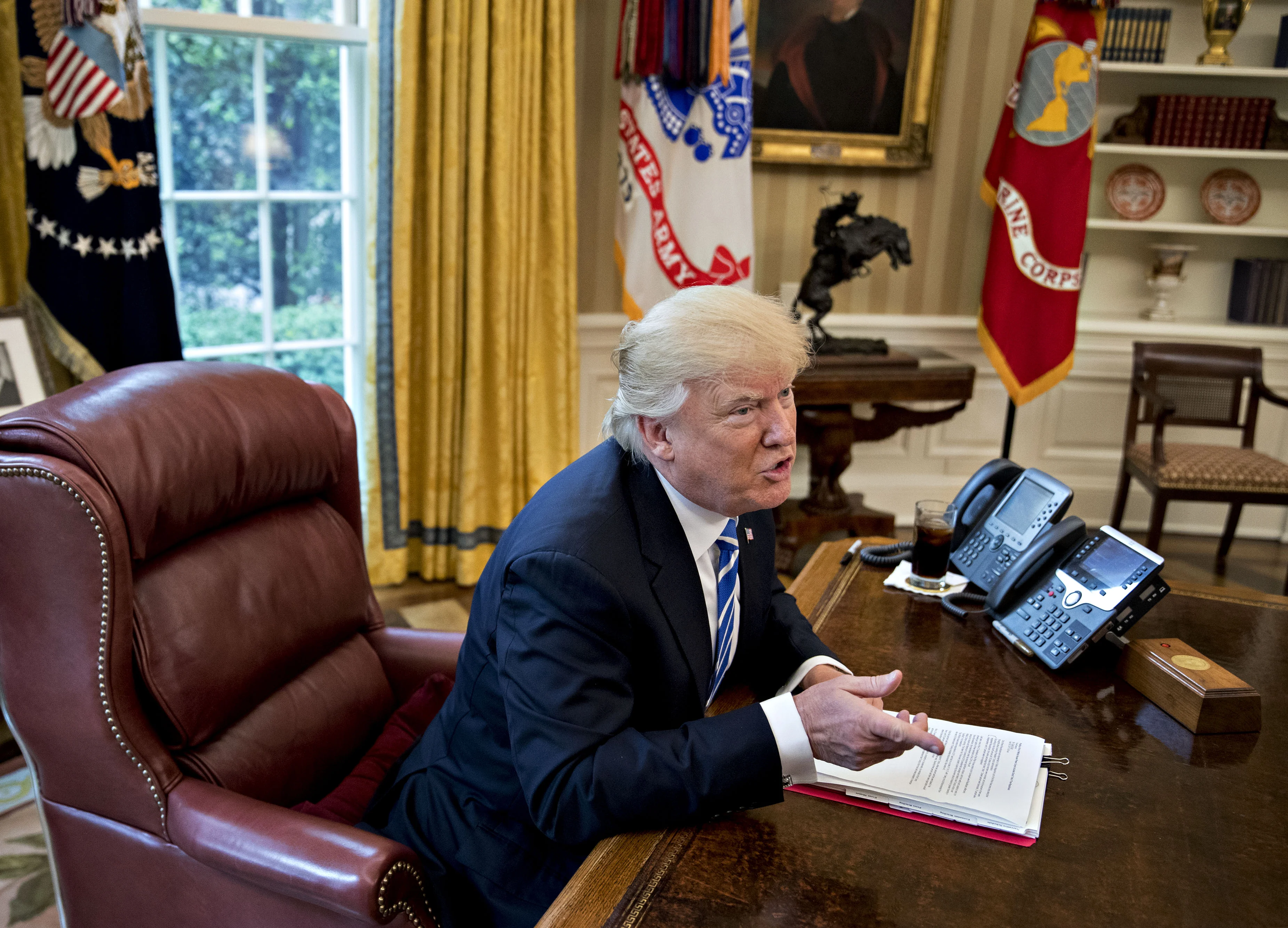 Trump's Aides Struggle to Detail Deal He Says He Cut With Xi