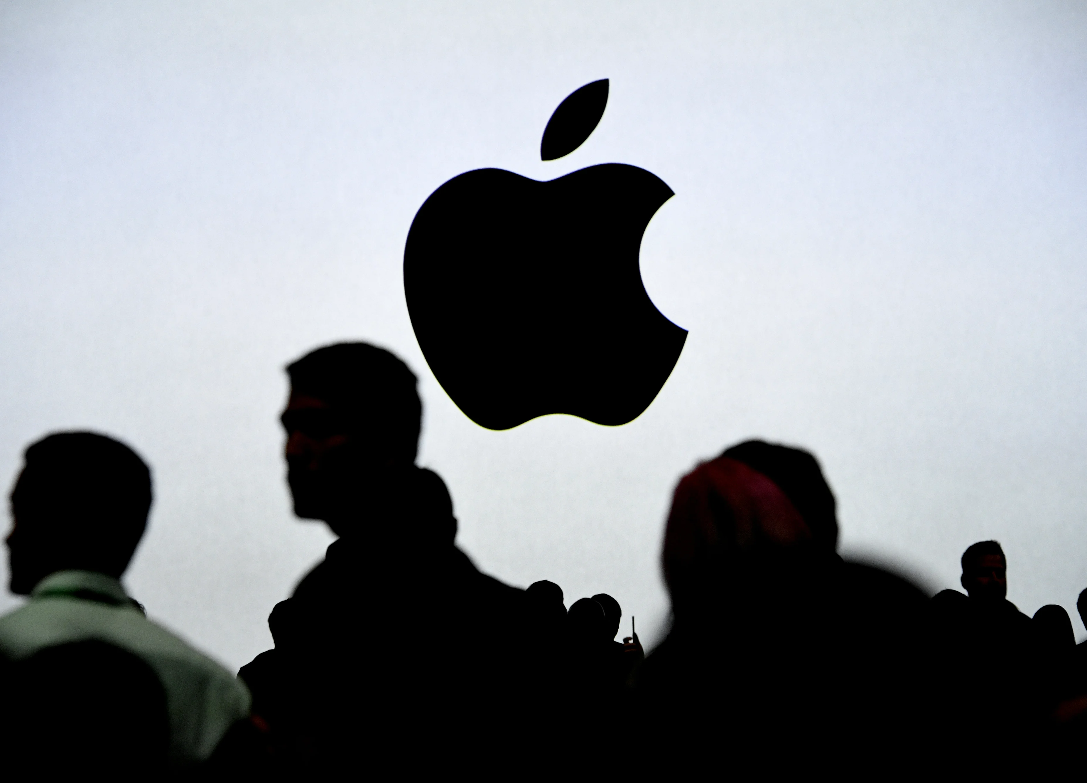Apple Strengthens Video Expertise With Hiring of YouTube Alumnus