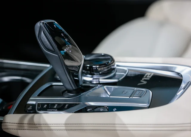 Bmw Pulls U S Stick Shift To Help Absorb Electric Car Costs Bmw Pulls U S Stick Shift To Help Absorb Electric Car Costs
