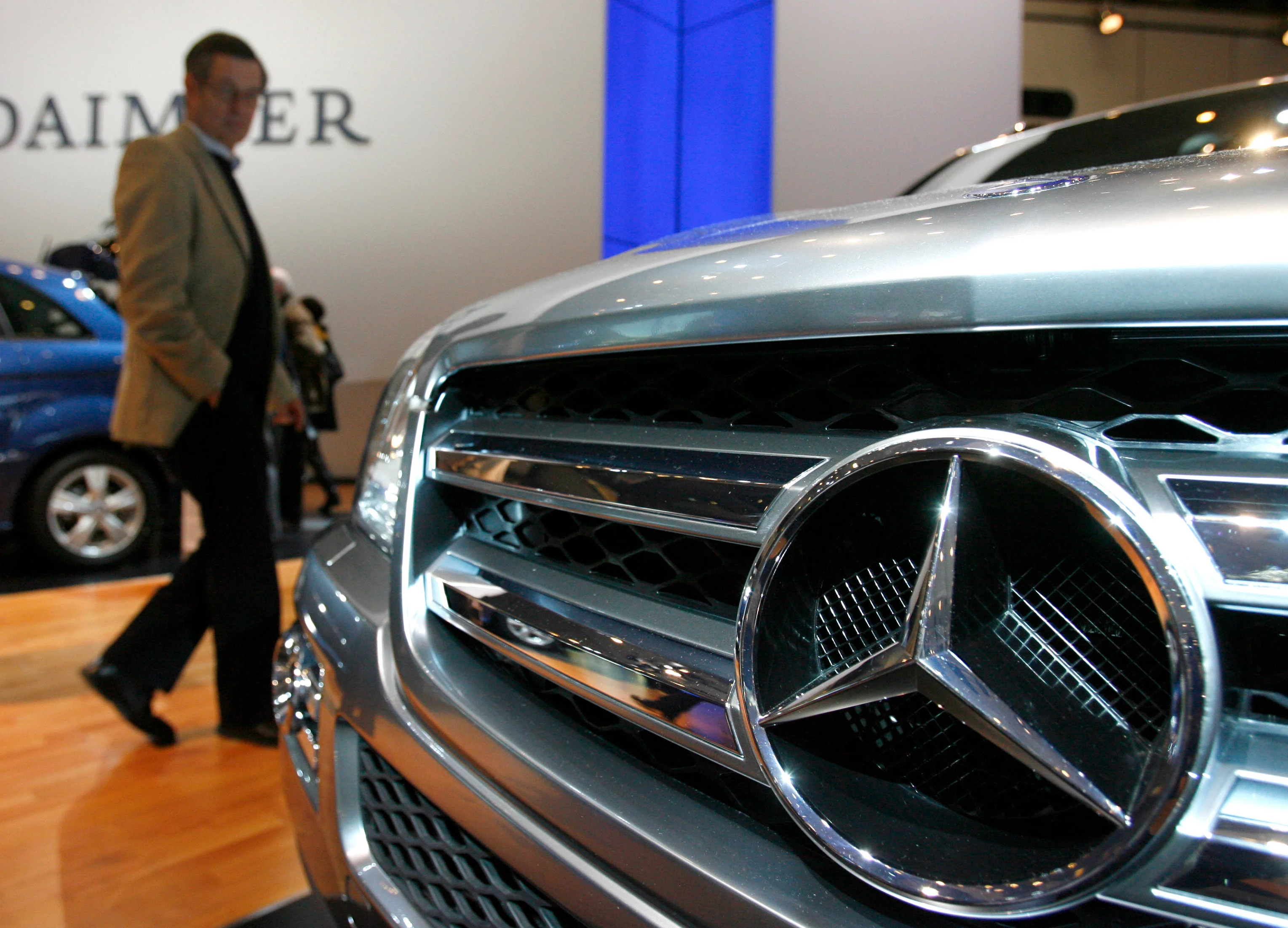 Daimler Fined $960 Million to Settle Rigged Diesel-Car Probe