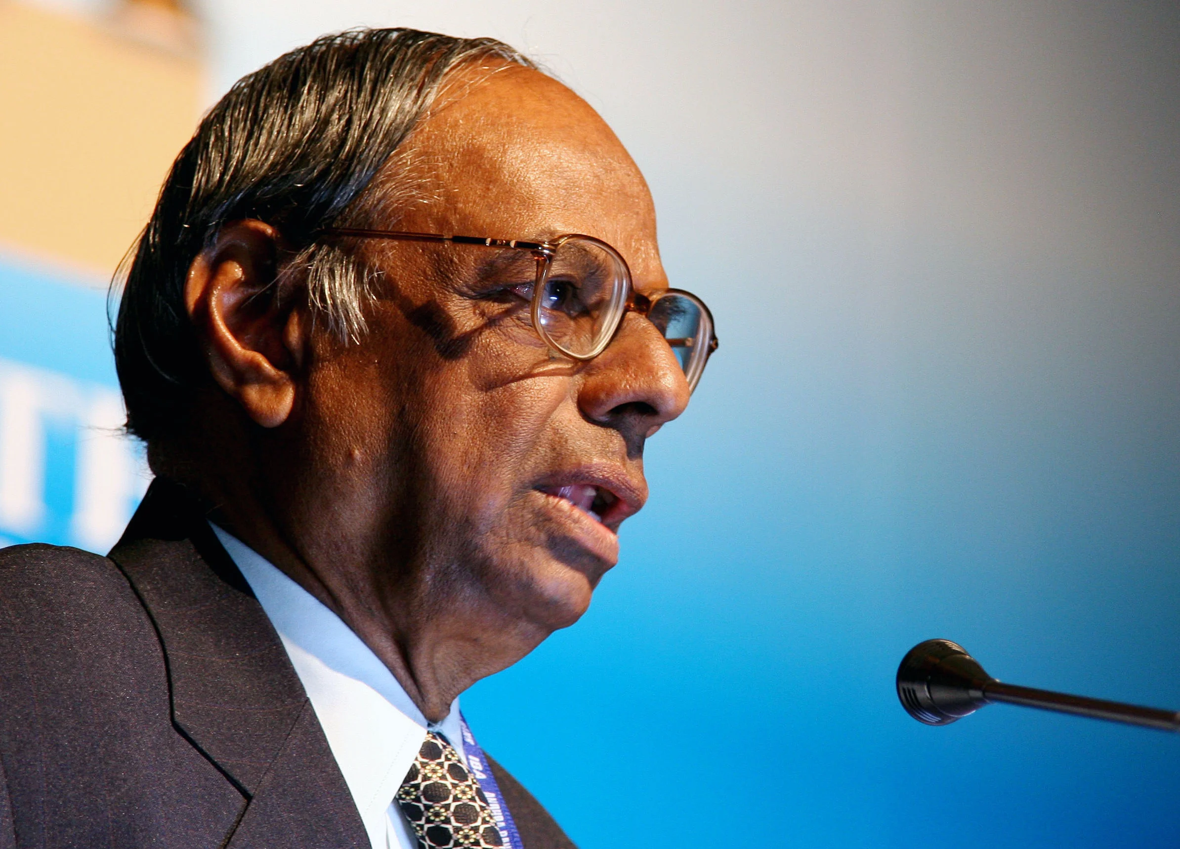RBI Alone Cannot Contain India’s Inflation, C Rangarajan Says In New Paper