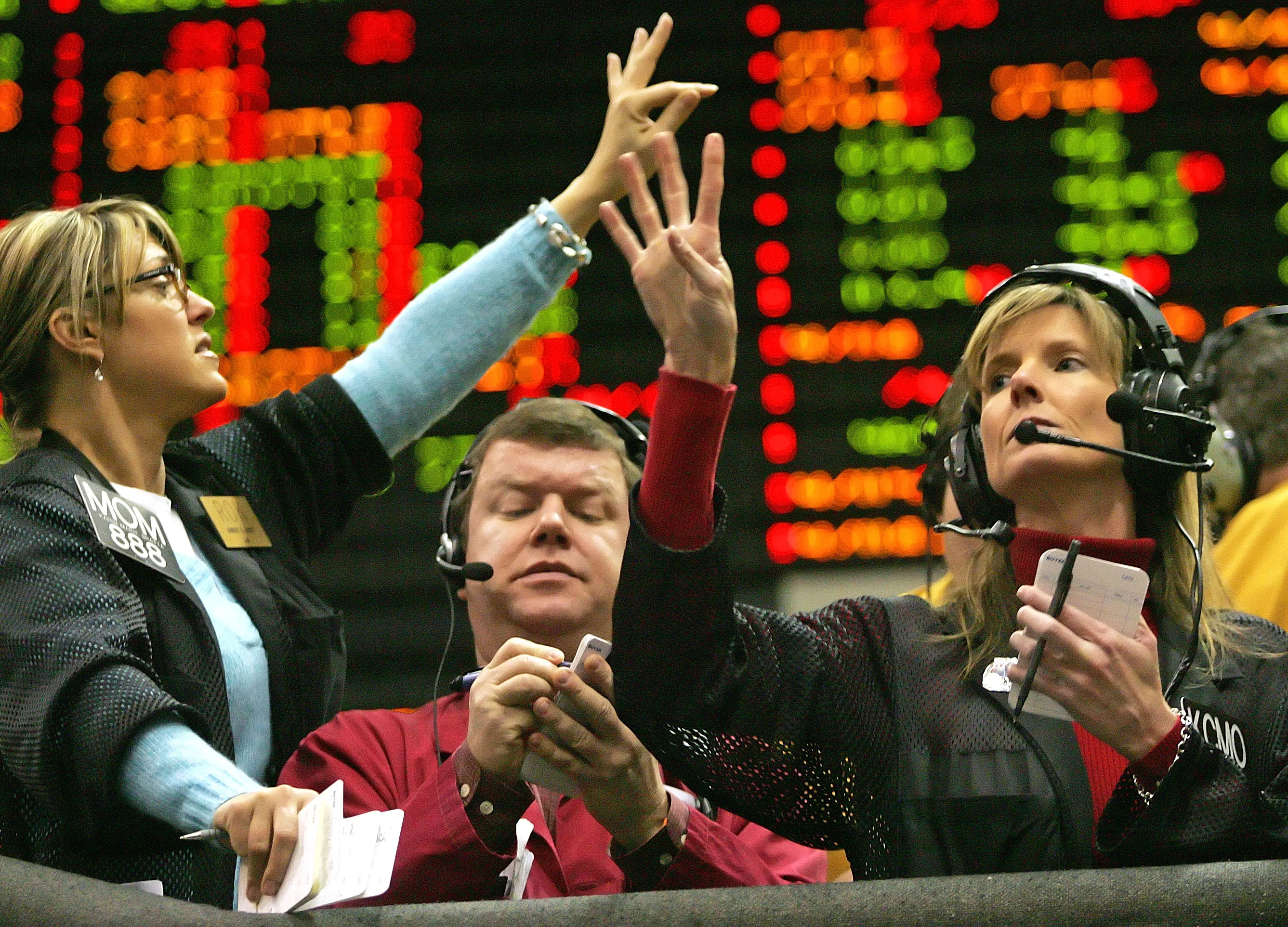 Bond Market’s Fate Hangs in Balance Before Trade-War Crunch Time