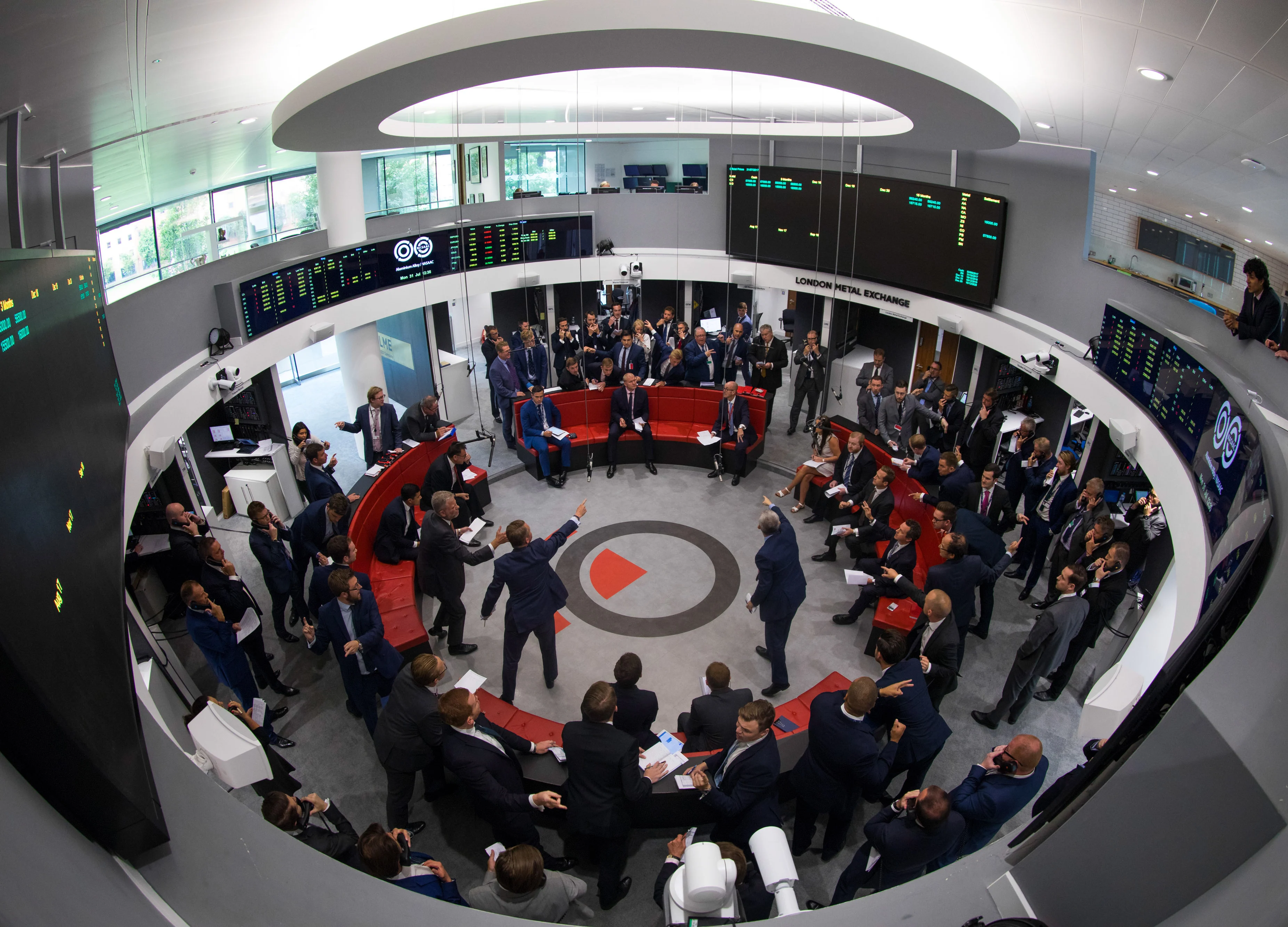 LME Considers New Nickel Contract to Tap Electric Cars Boom