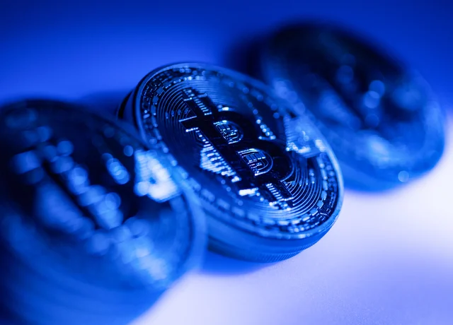 bitcoin tracker one and
