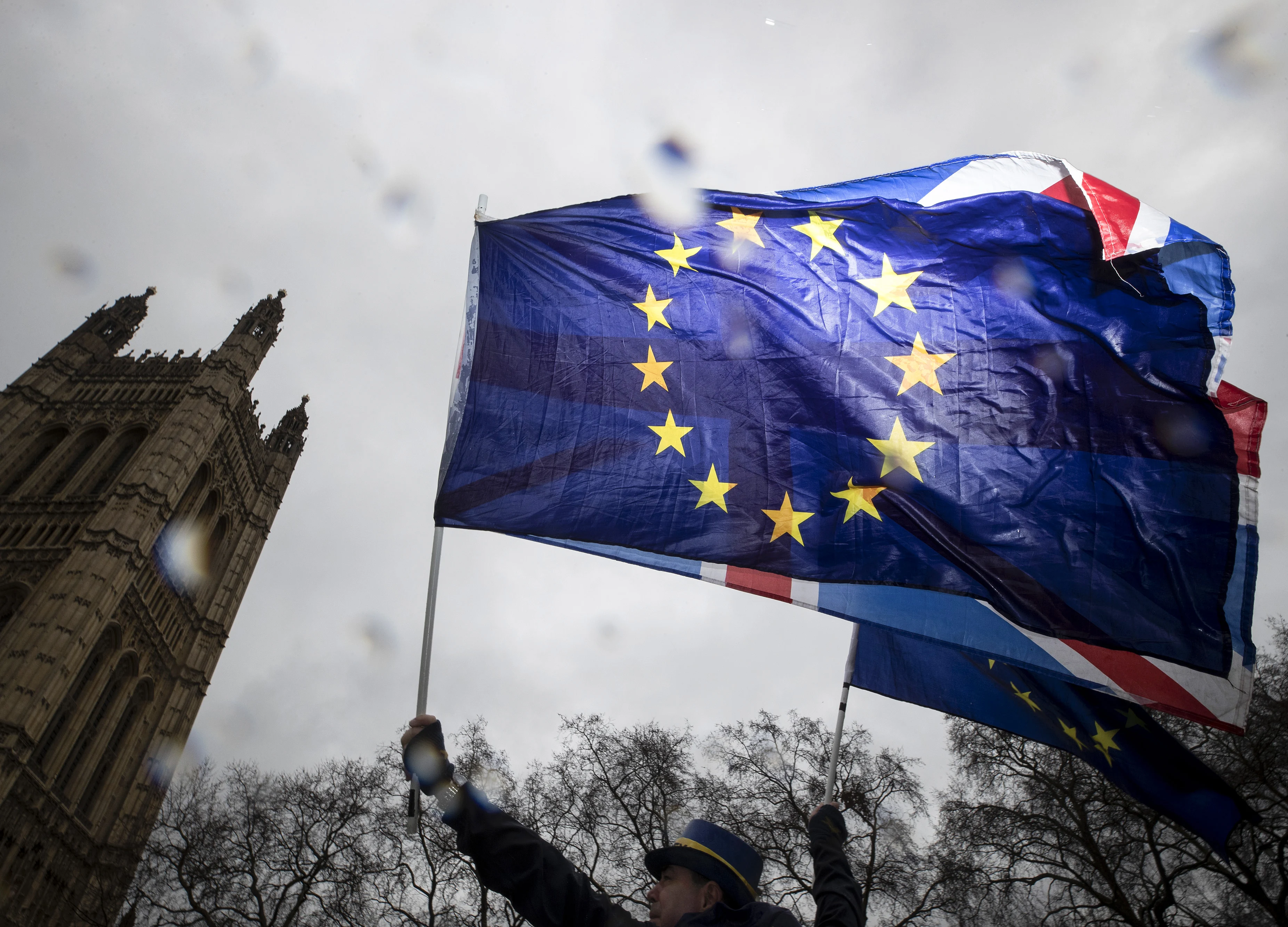 EU Prepares for Trade Brawl as Trump's Tariff Deadline Looms