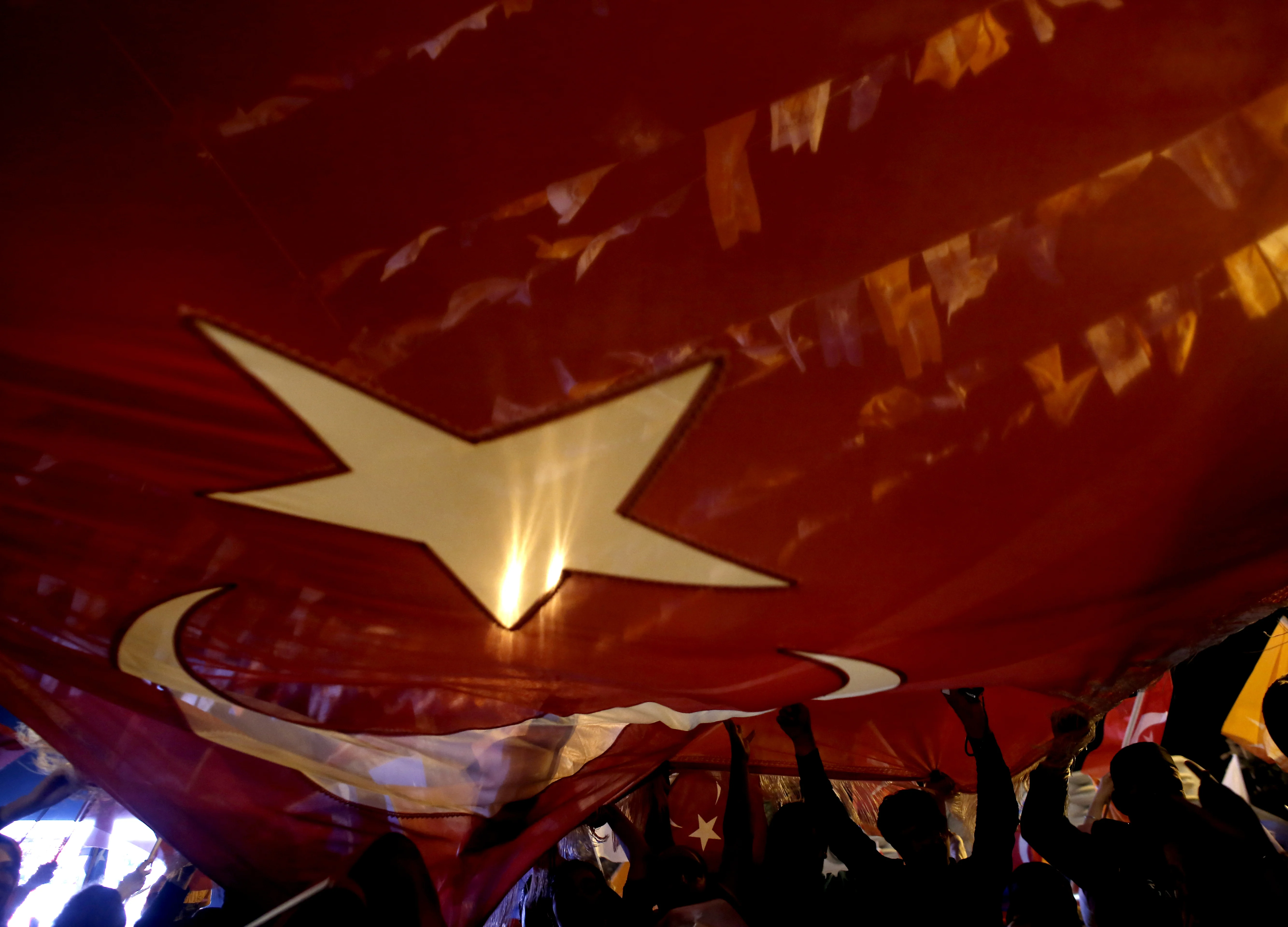 Erdogan’s Election Celebration Gives Way to Economic Reality