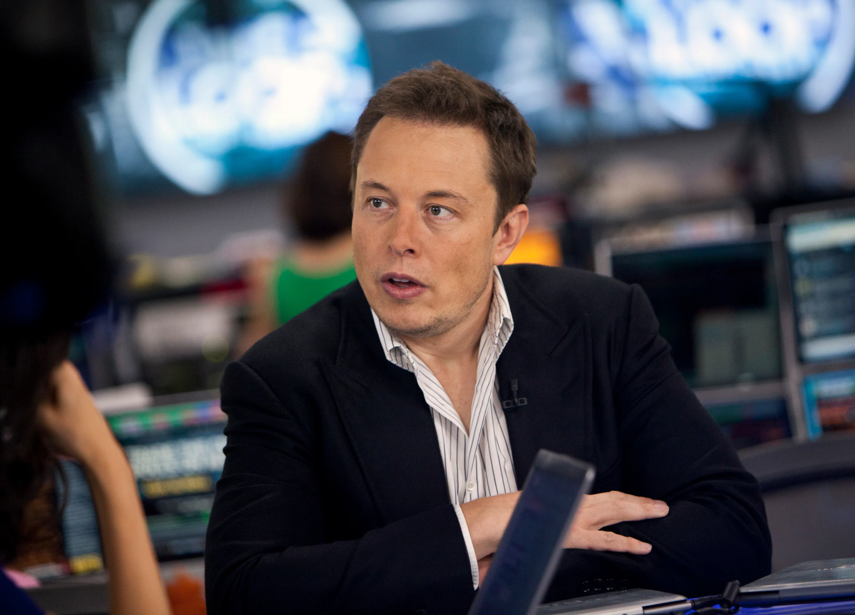 Elon Musk Defends Punishing Pace as Tesla Saga Enters Third Week
