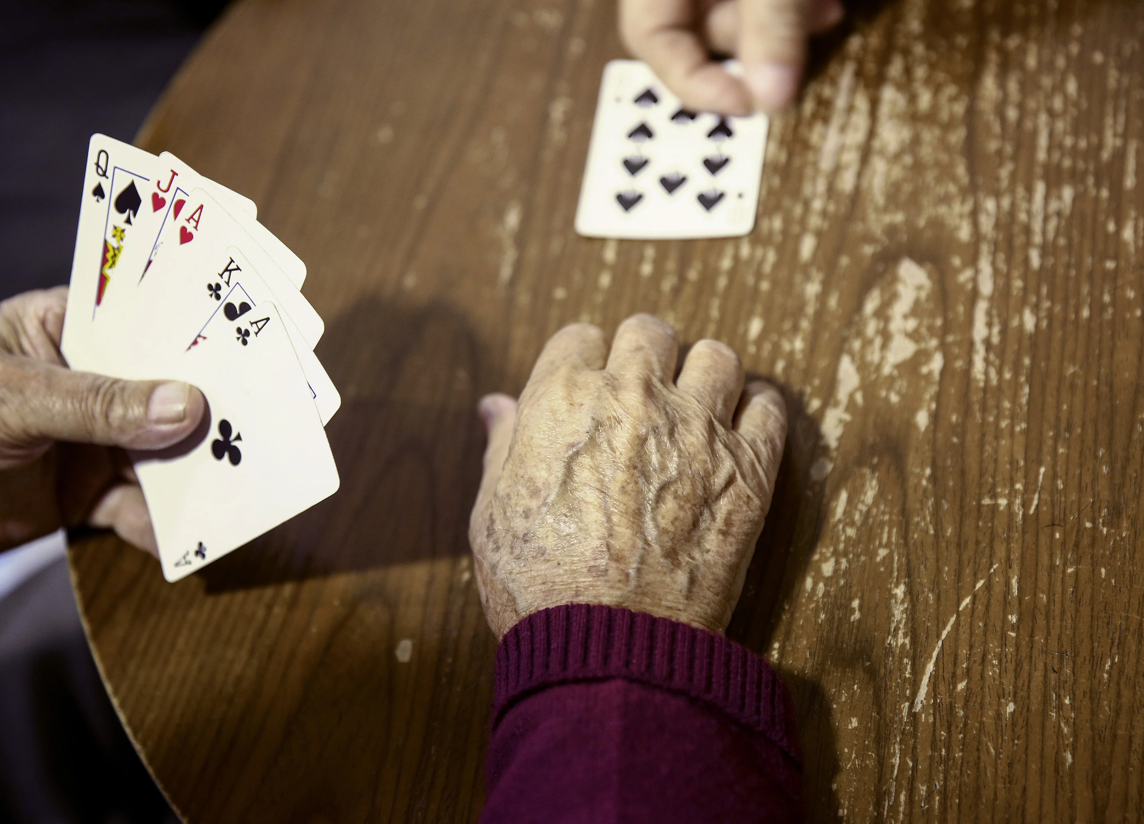 Indians’ Love For Teen Patti Is Driving Mobile Gaming Industry