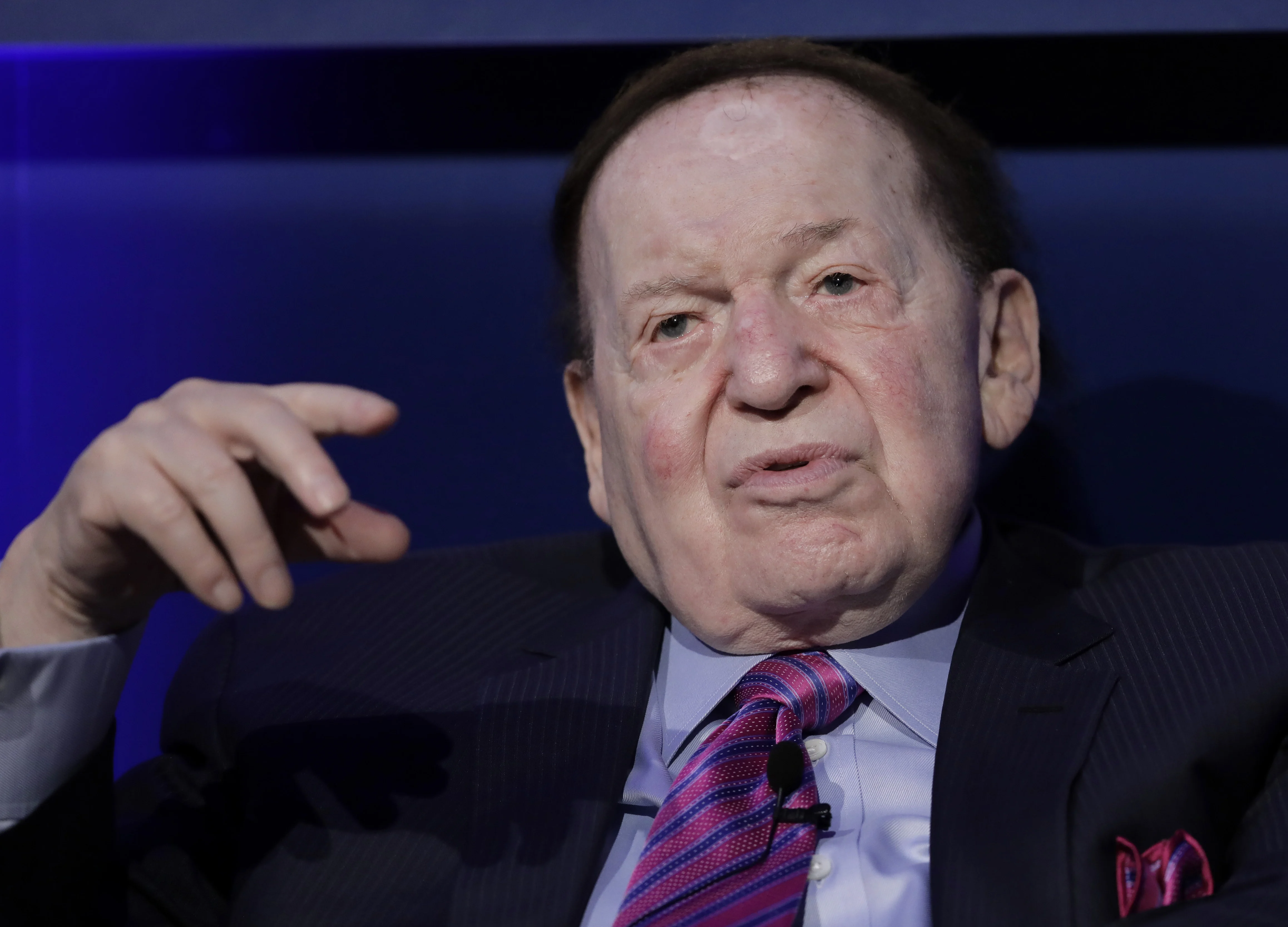 Adelson’s Vegas Casinos Stay Open in City Divided Over Virus