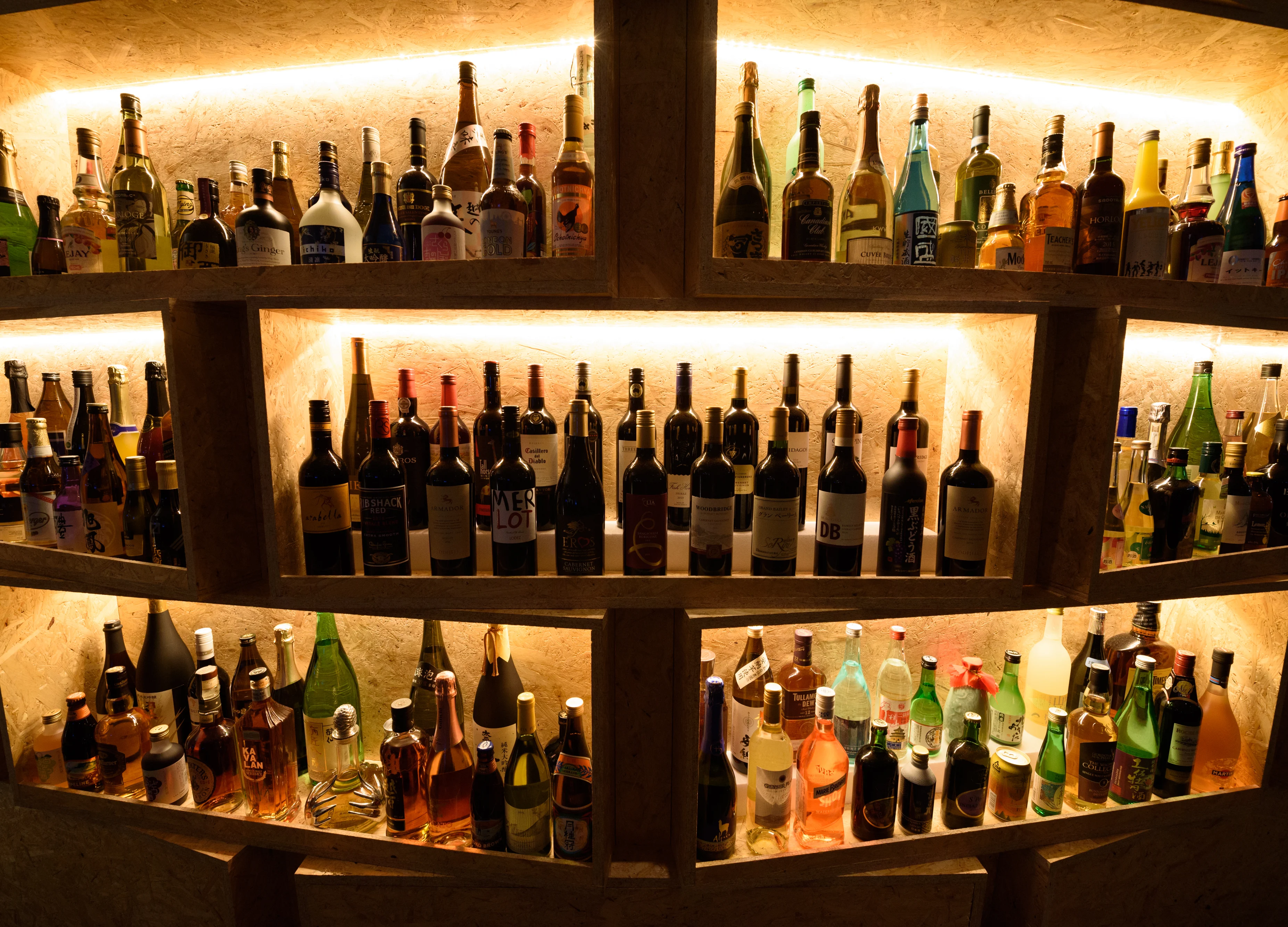 To Fight Virus Slump, Neighborhood Restaurants Turn Into Liquor Stores