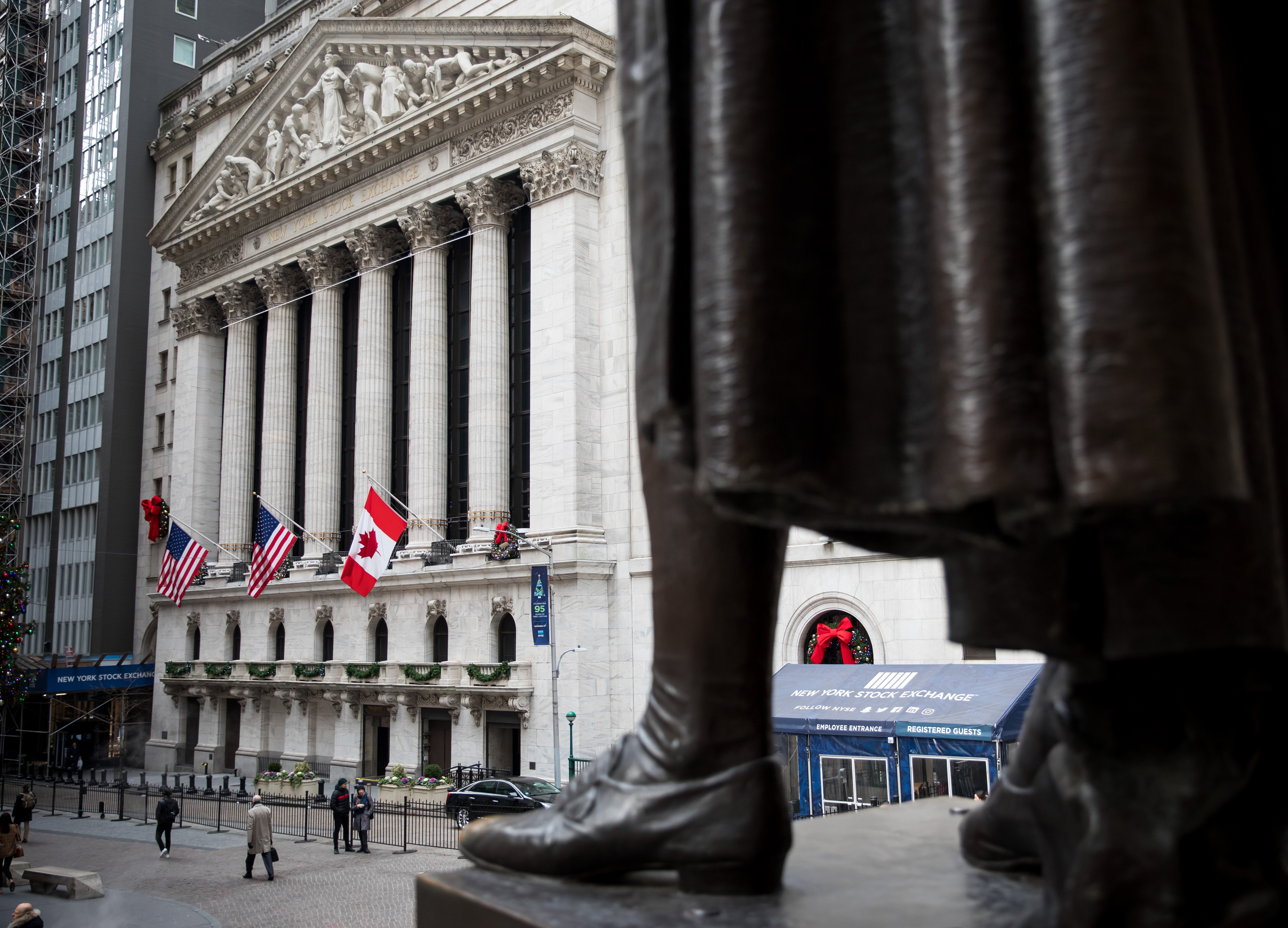 Stocks End Barely Lower With Late Session Rally: Markets Wrap
