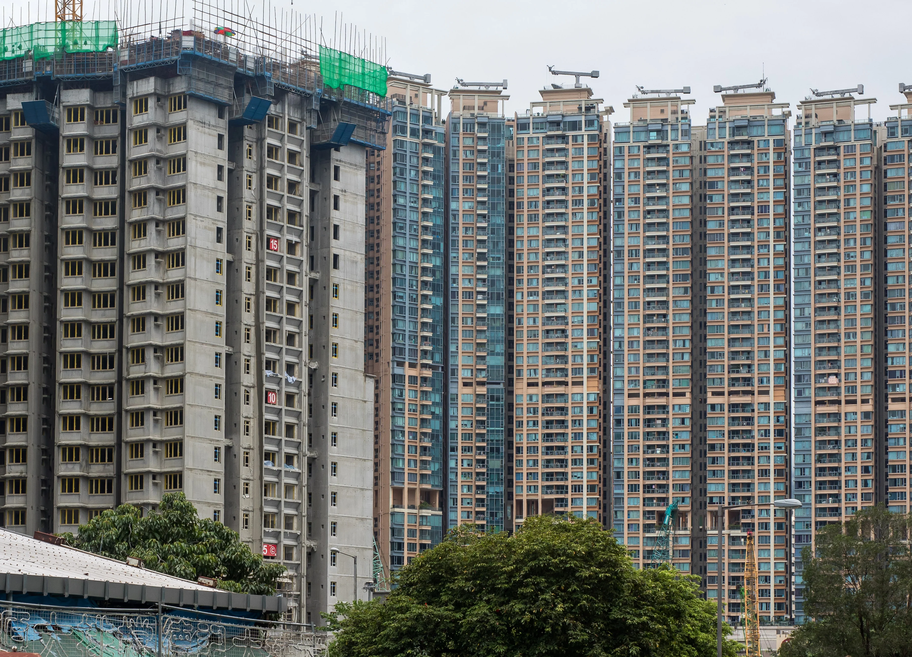 Hong Kong Housing Is World’s Least Affordable for 9th Year