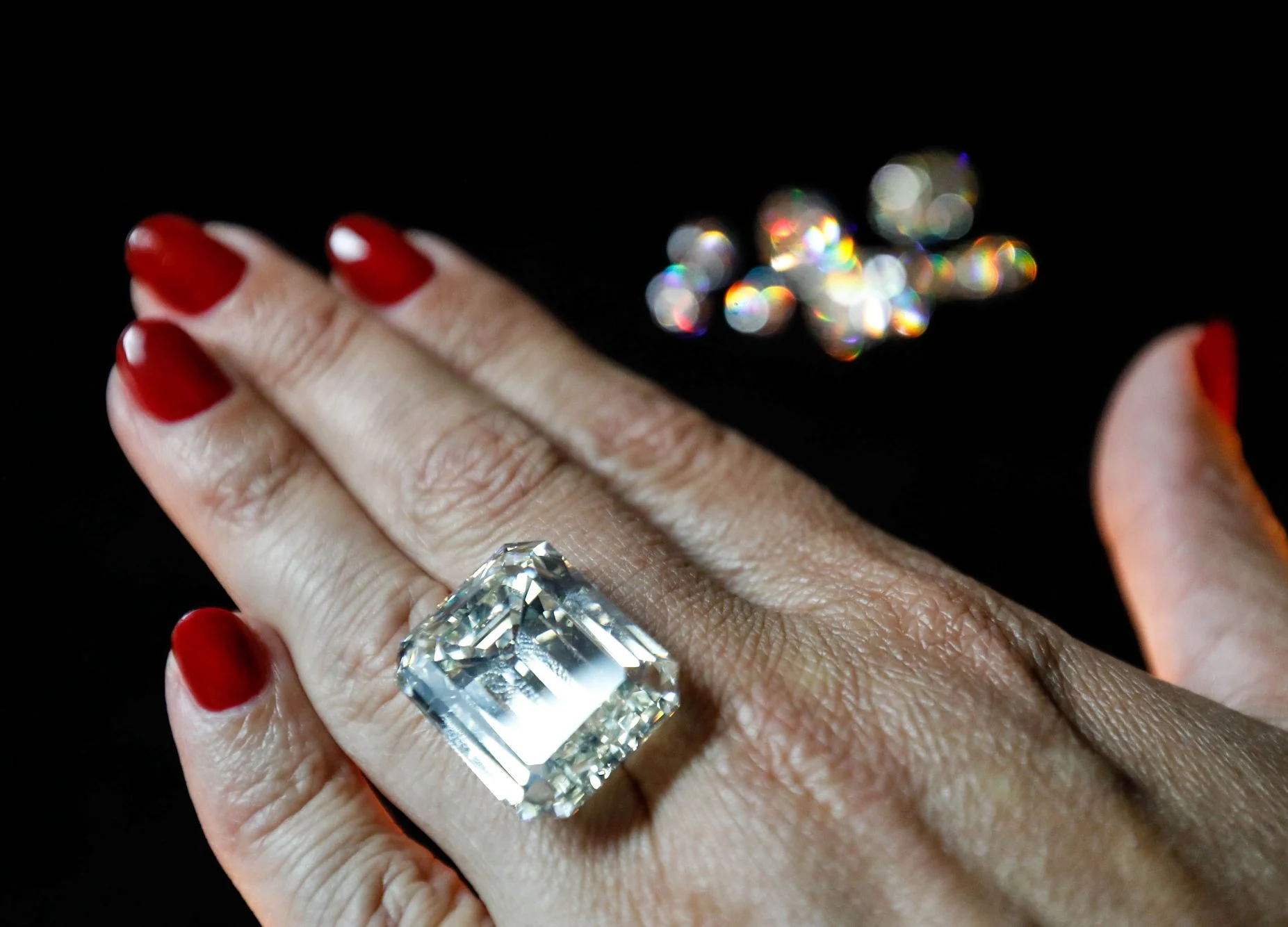 Your Diamond Ring Now Comes With a Resume and Passport