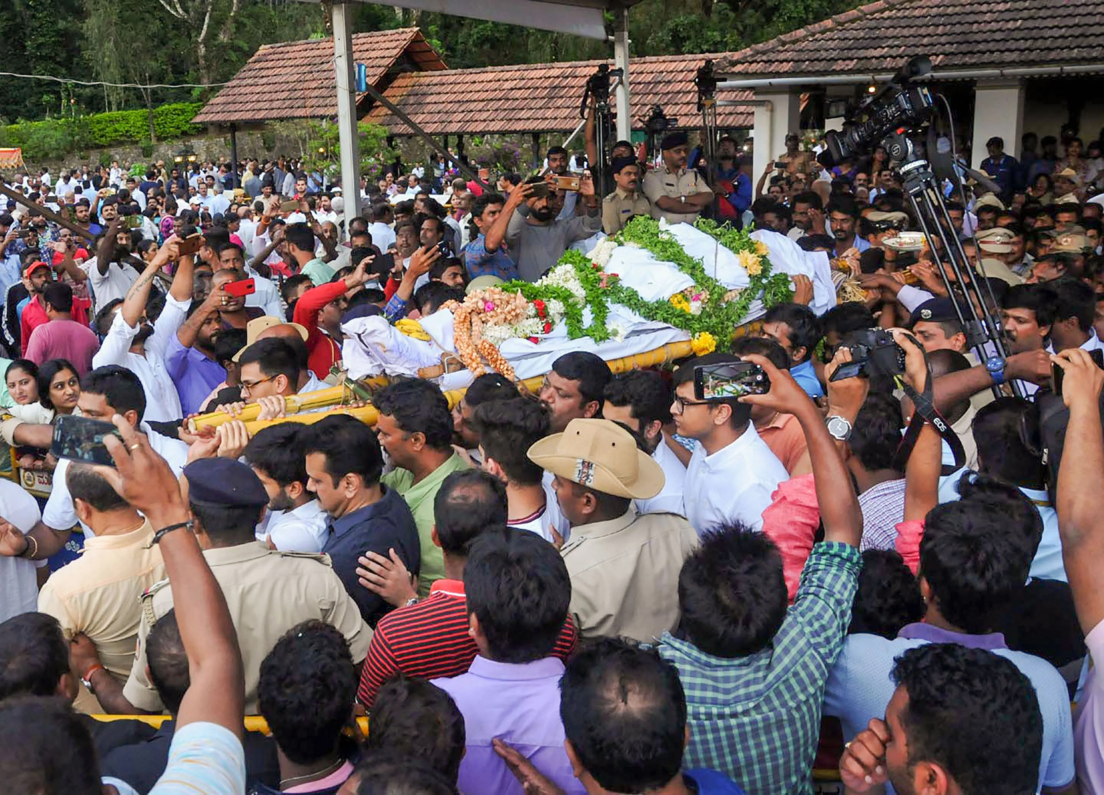 VG Siddhartha Cremated At His Estate In Chikmagalur, Karnataka