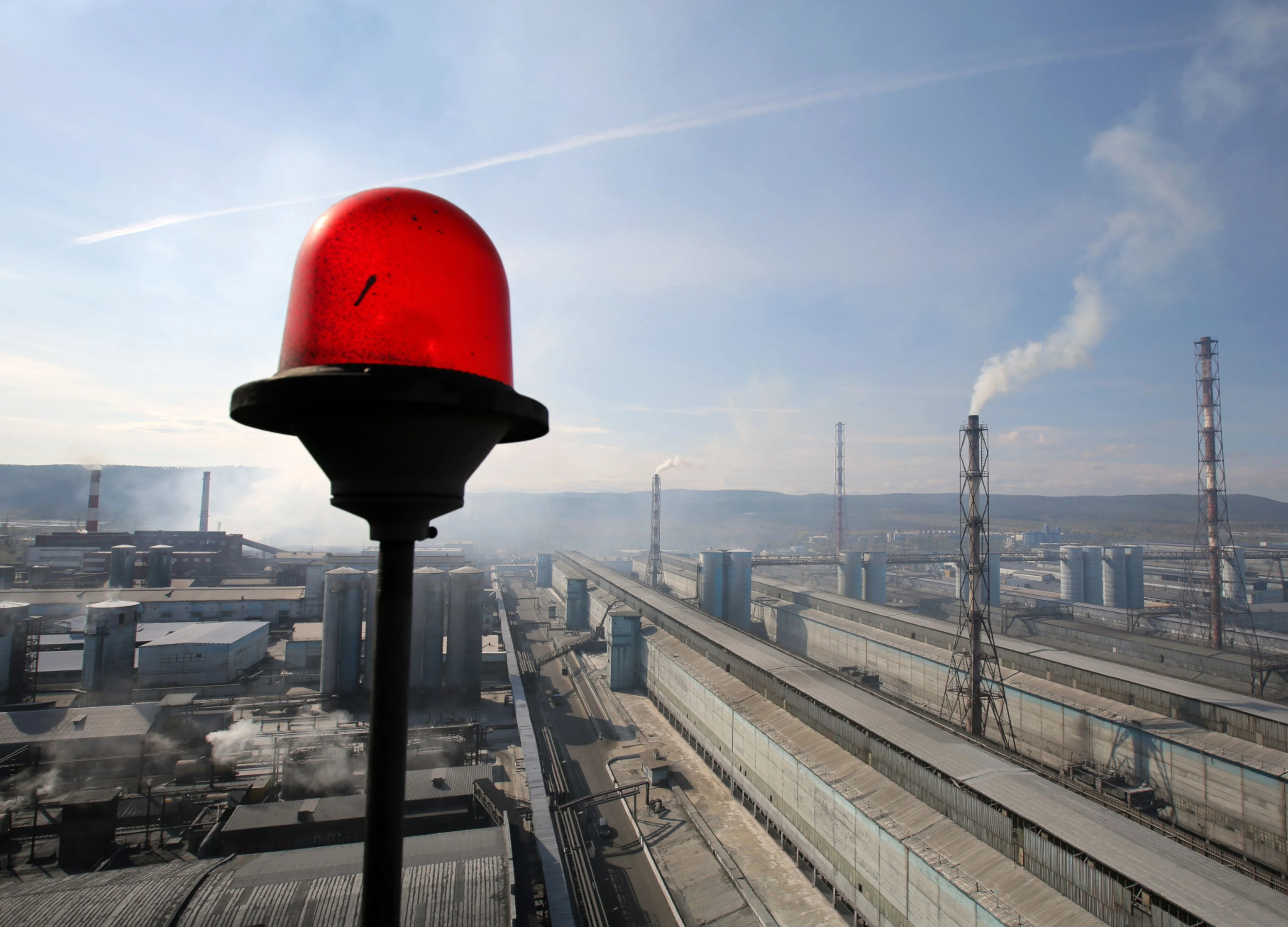 Global Bond Market Sounds Shrillest Alarm Yet Over the Economy