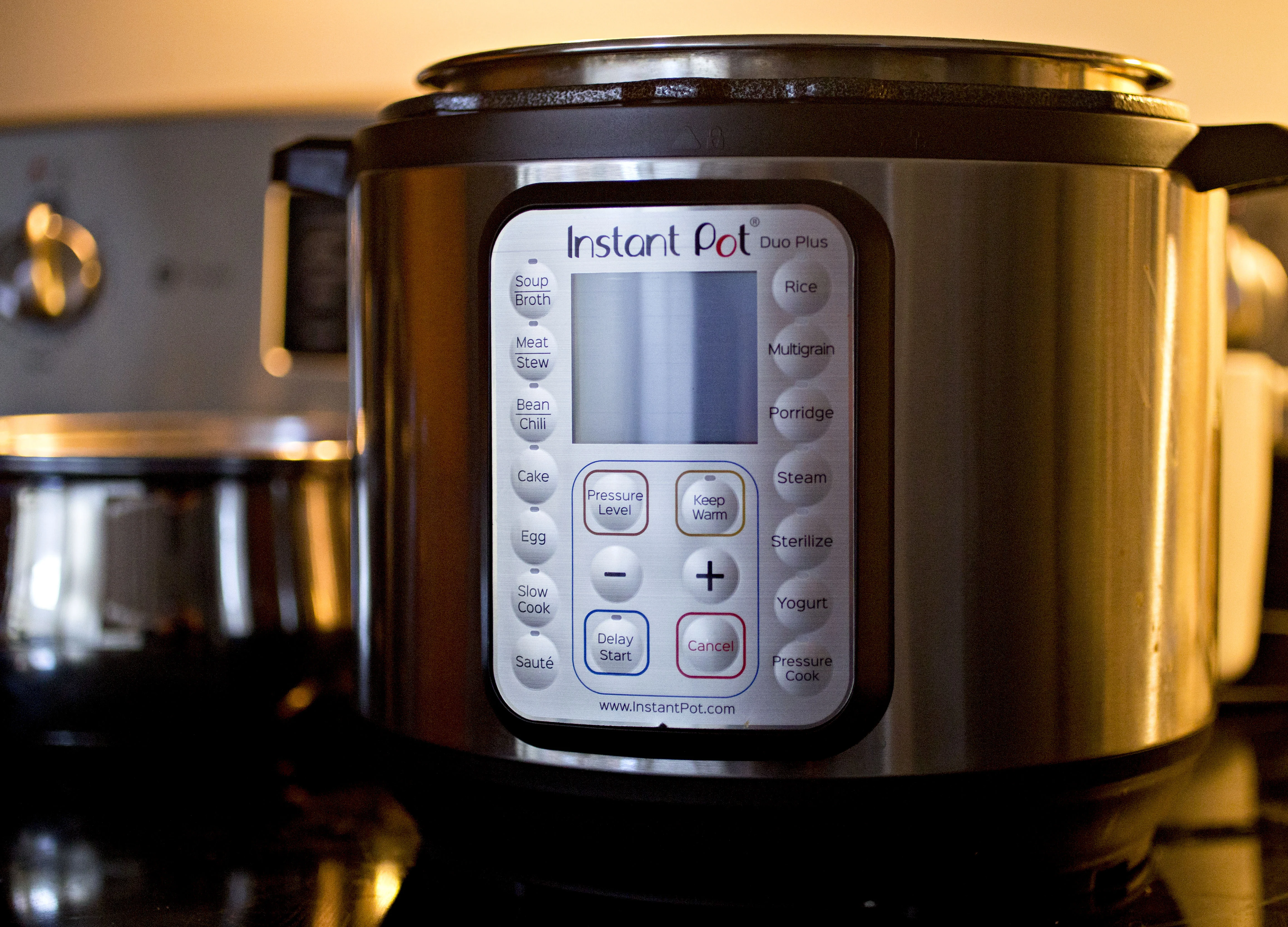 An Instant Pot Is Better Than a Grill, Say Top Cooks—Even for Burgers