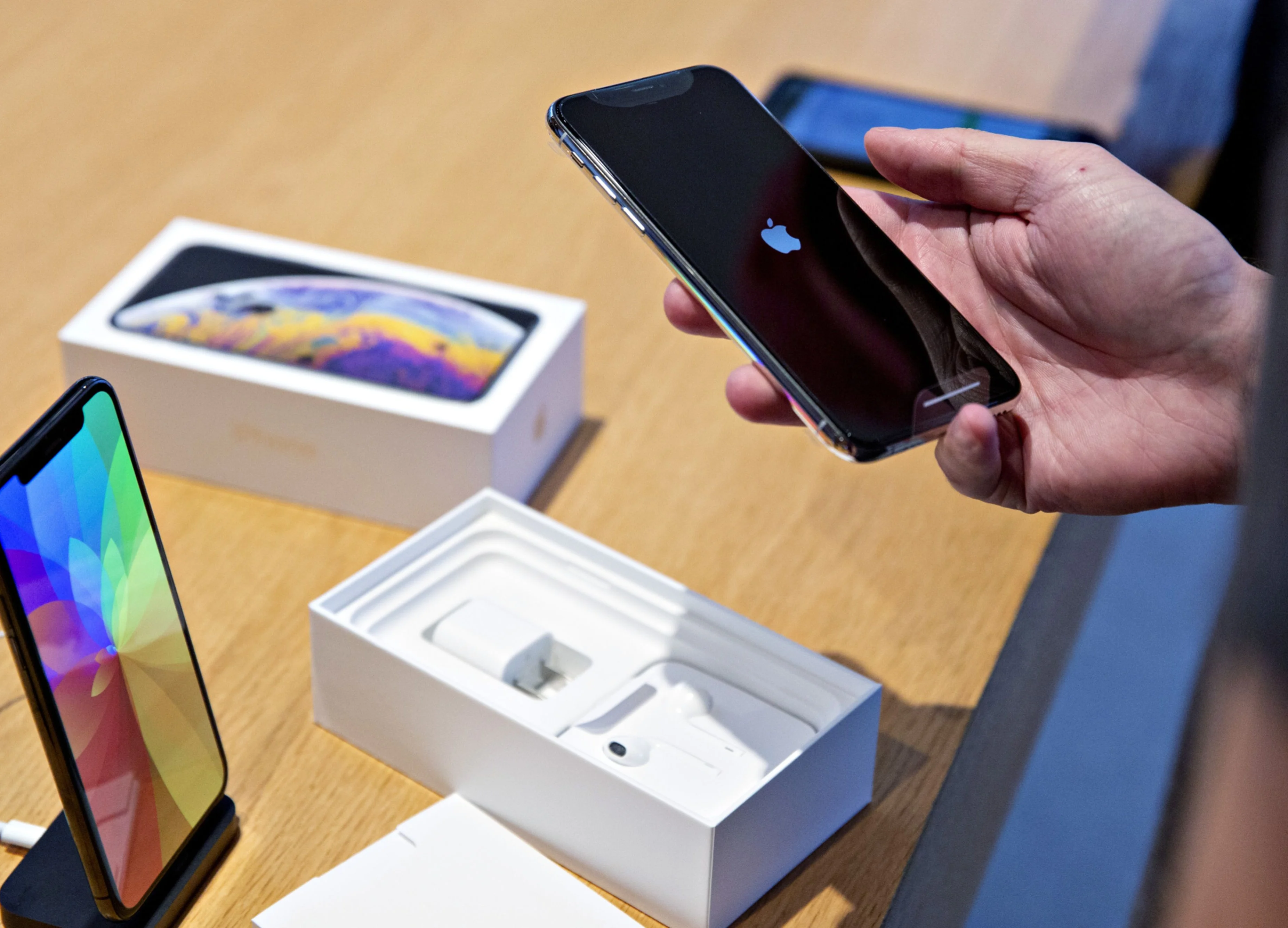 Google’s Elite Hacking Team Reveals Untimely Bug in iPhone