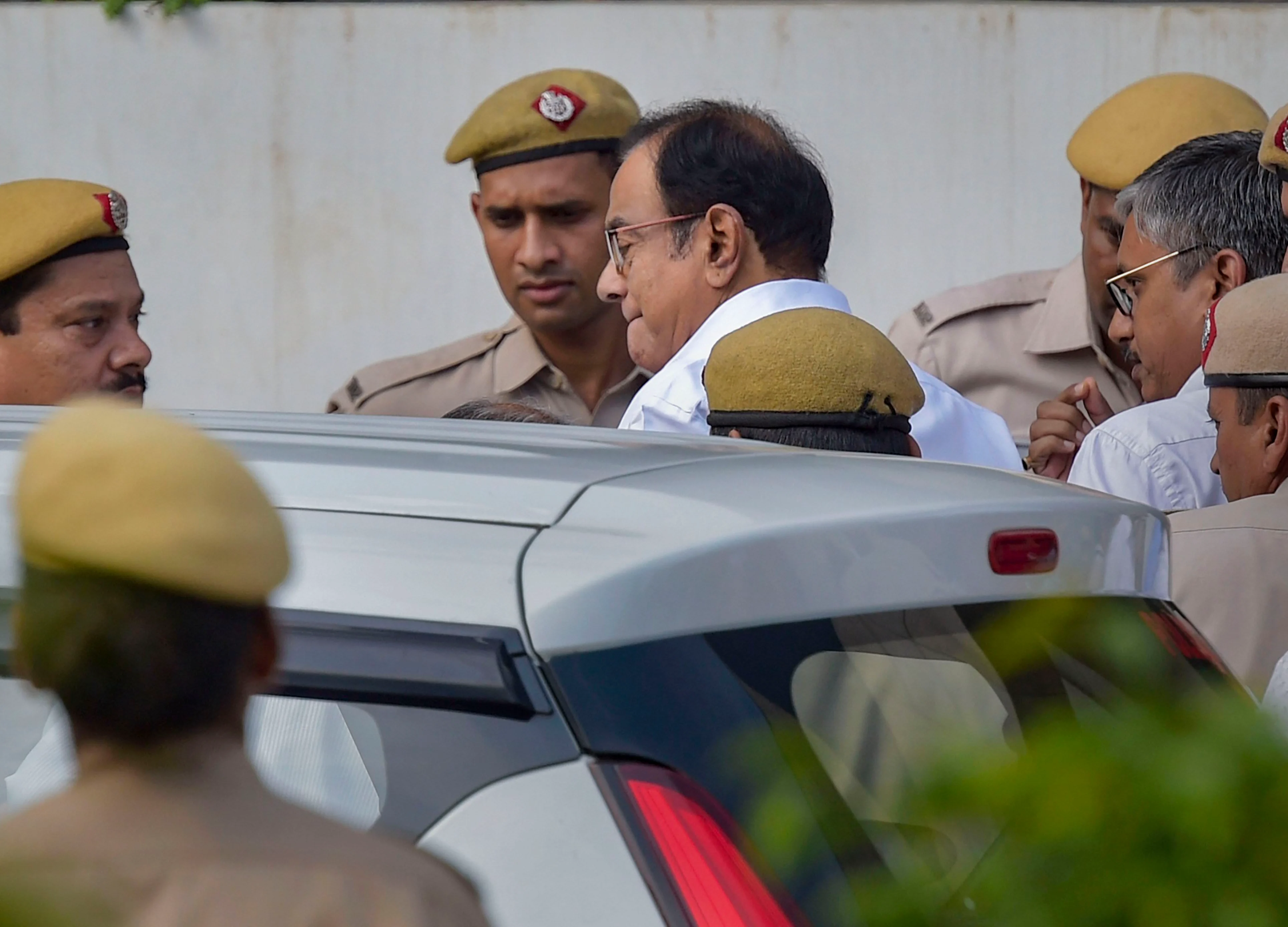 Enforcement Directorate Submits Documents In Sealed Cover To Supreme Court In INX Media Case