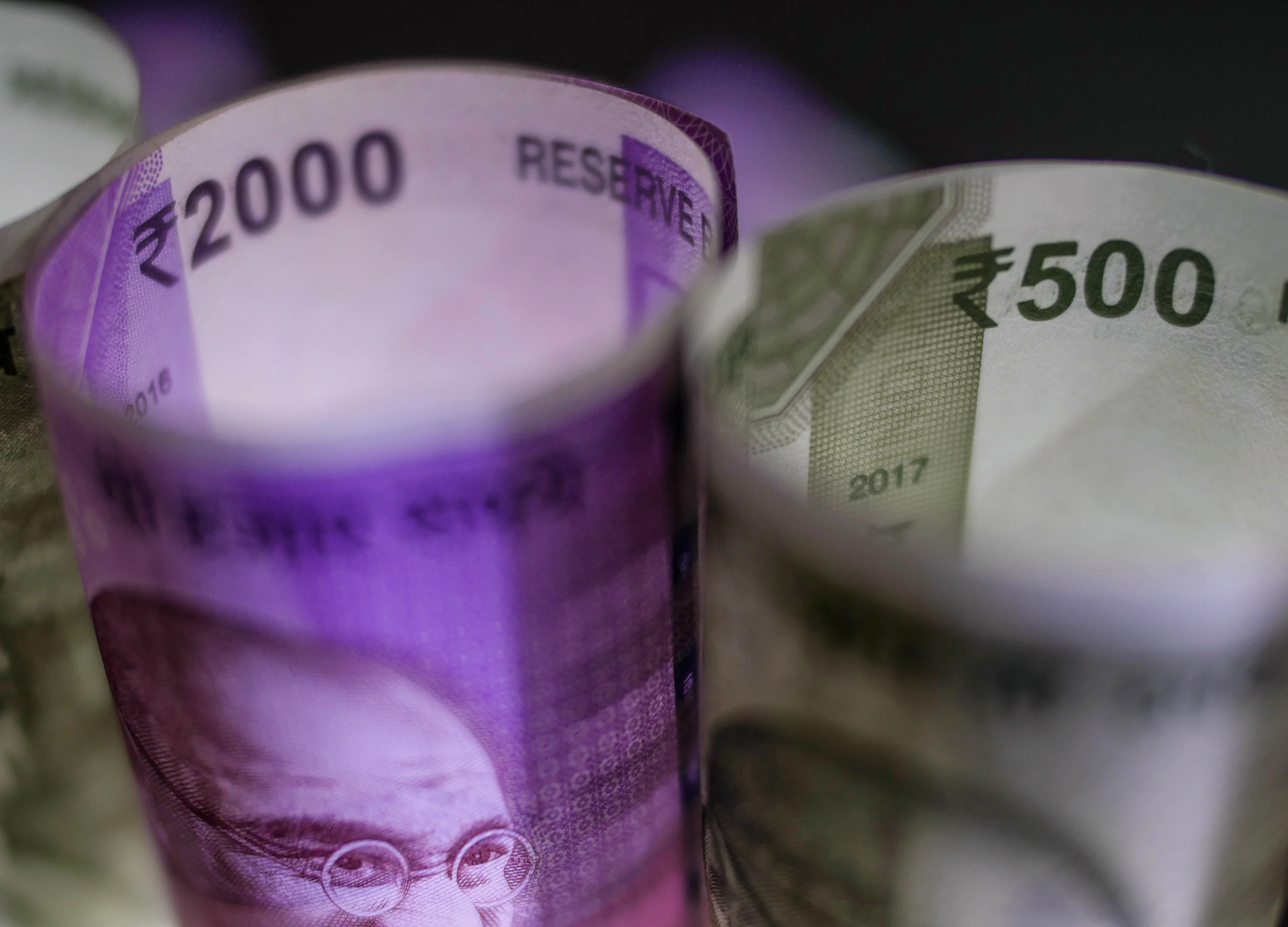 Lenders Pull Bond Sales as India’s Tax Stimulus Push Yields Higher