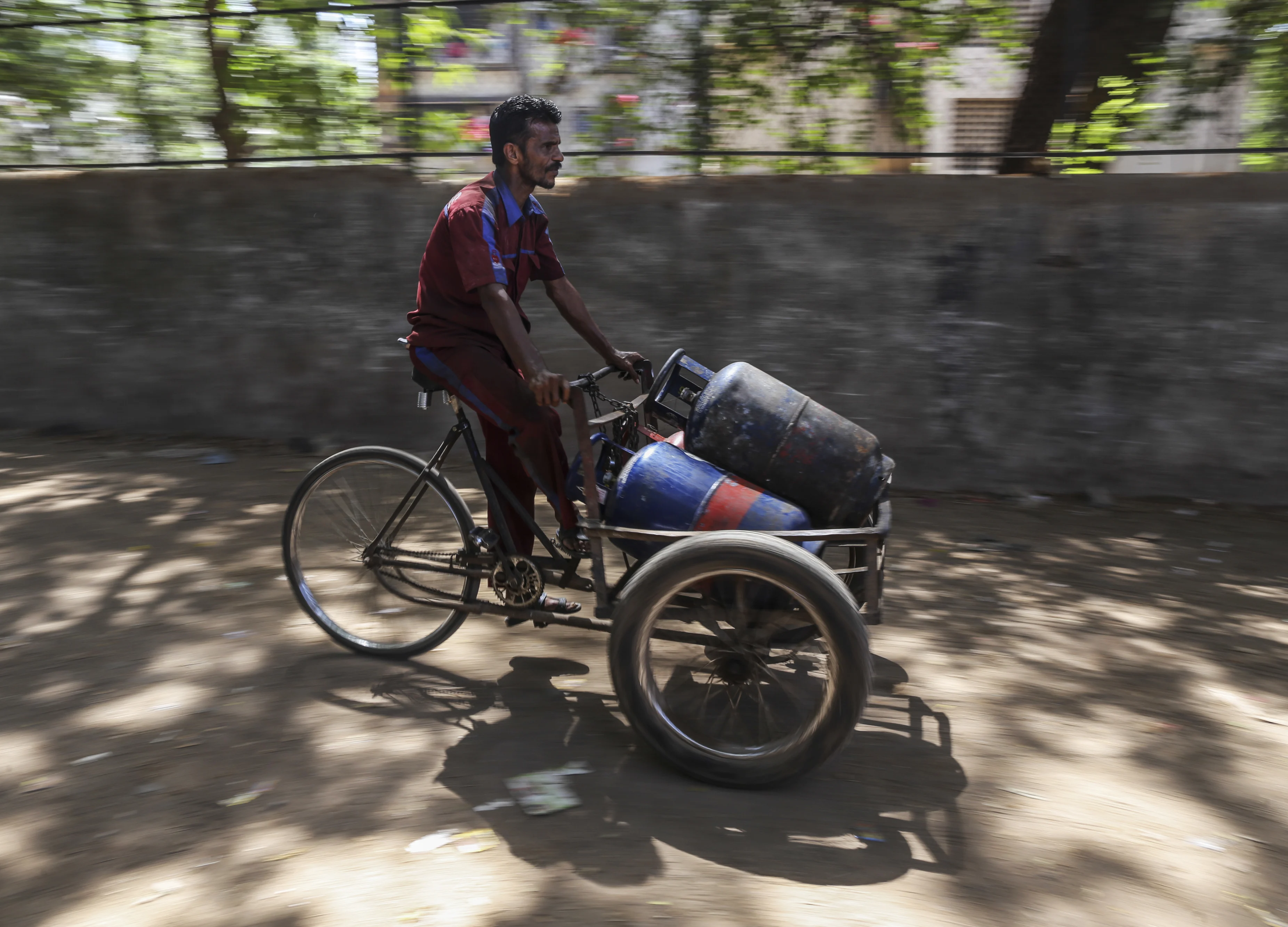 India Scrambles for LPG to Meet Demand as Saudis Defer Flow