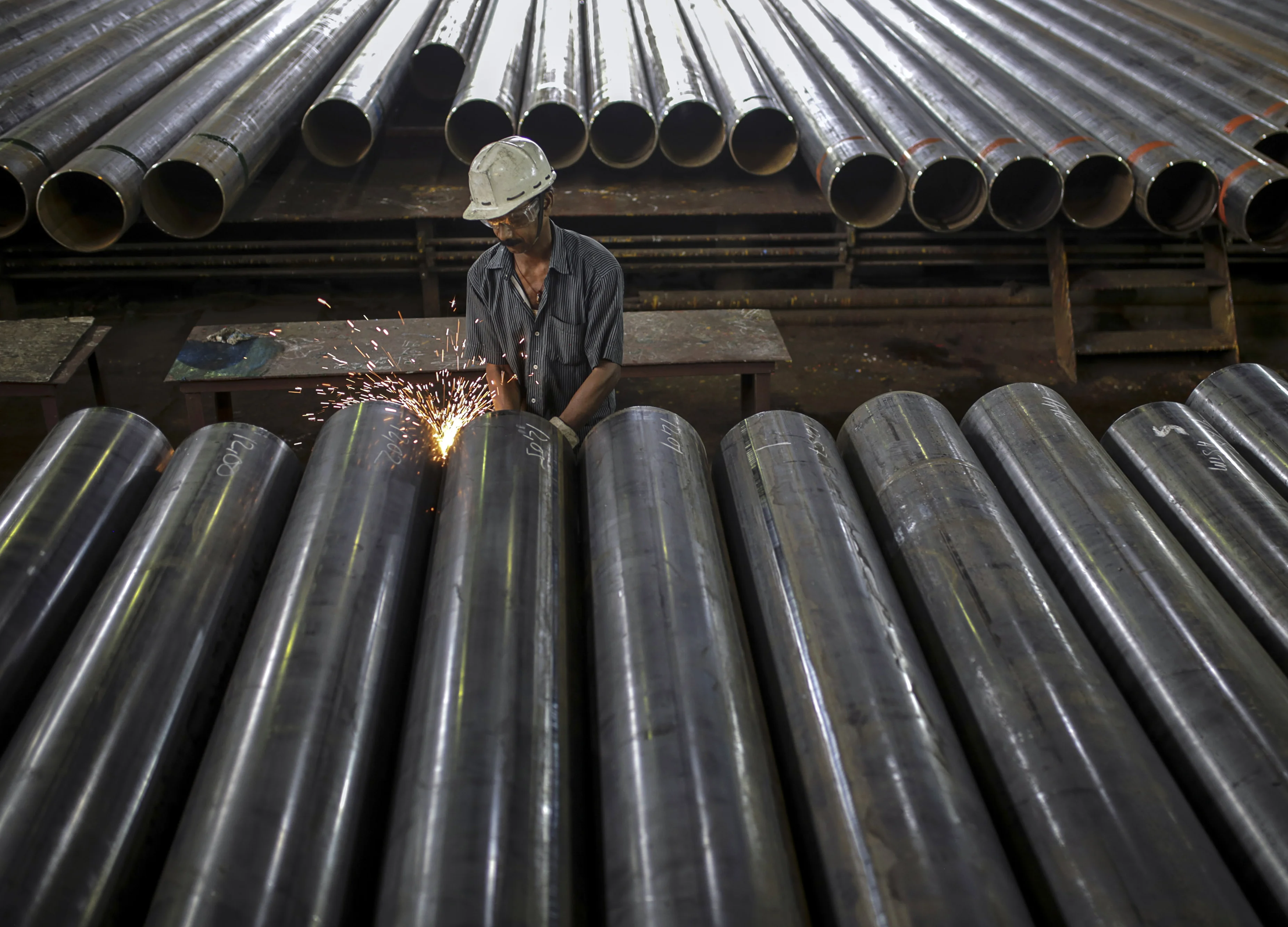India’s Steel Sector To Slowdown On Weak Auto, Manufacturing Demand: Moody’s