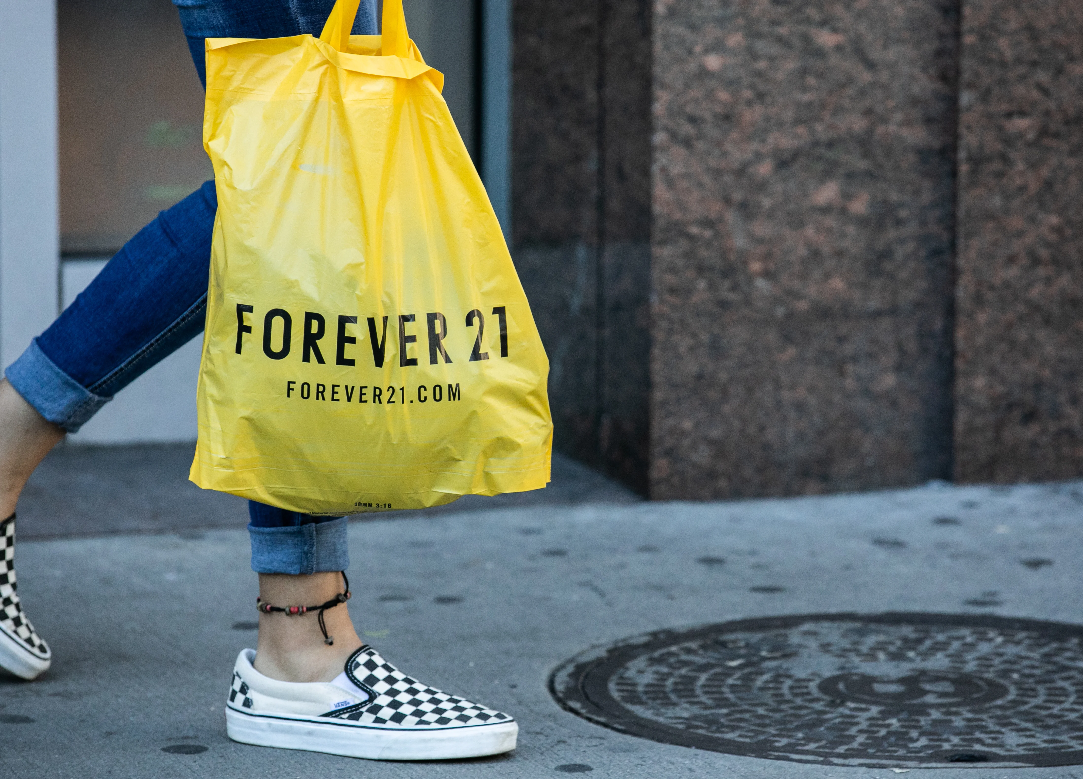 Forever 21 Goes Bust Adding More Stores to Retail Apocalypse