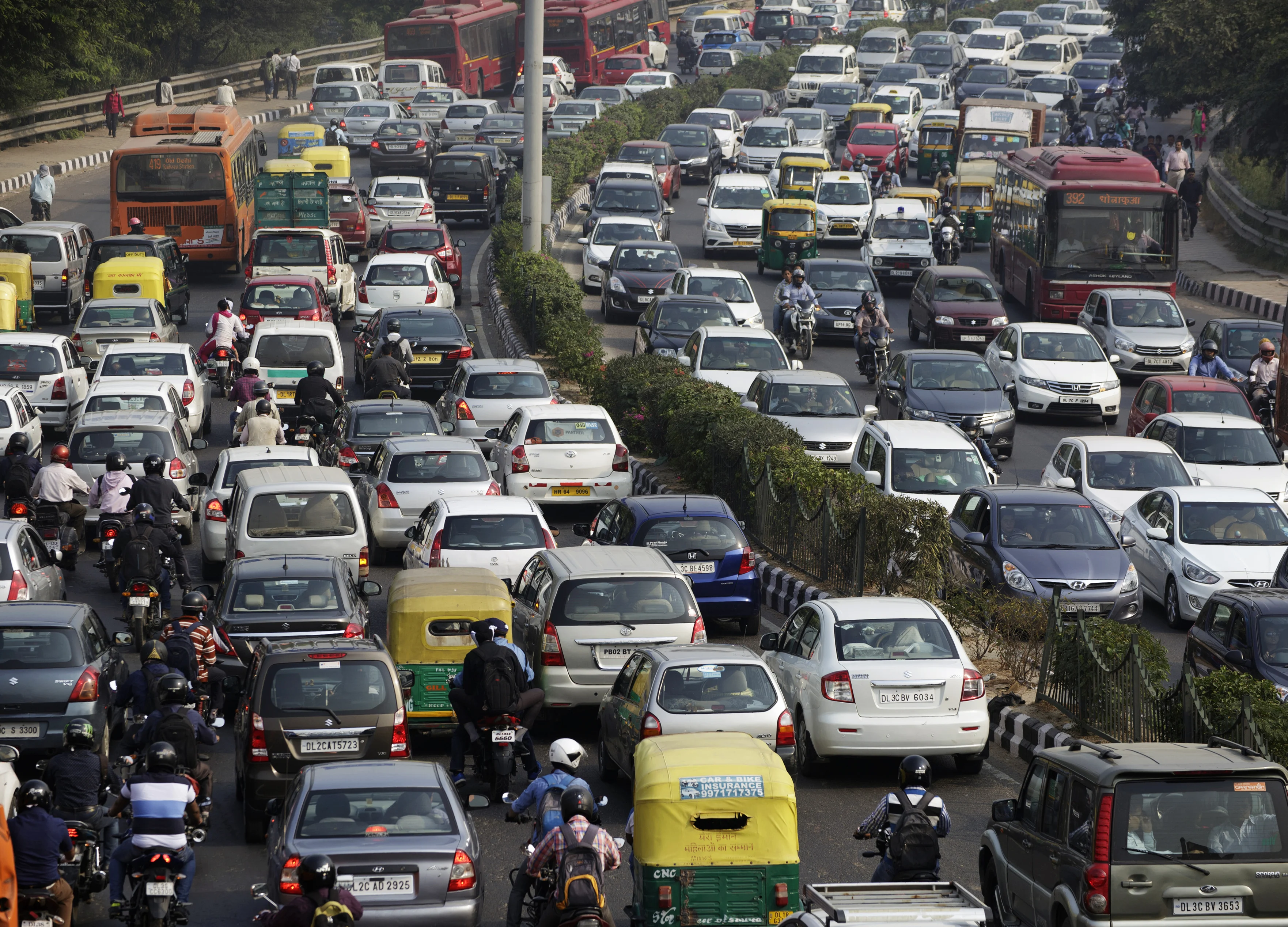 Rajesh Menon Takes Over As SIAM Director General