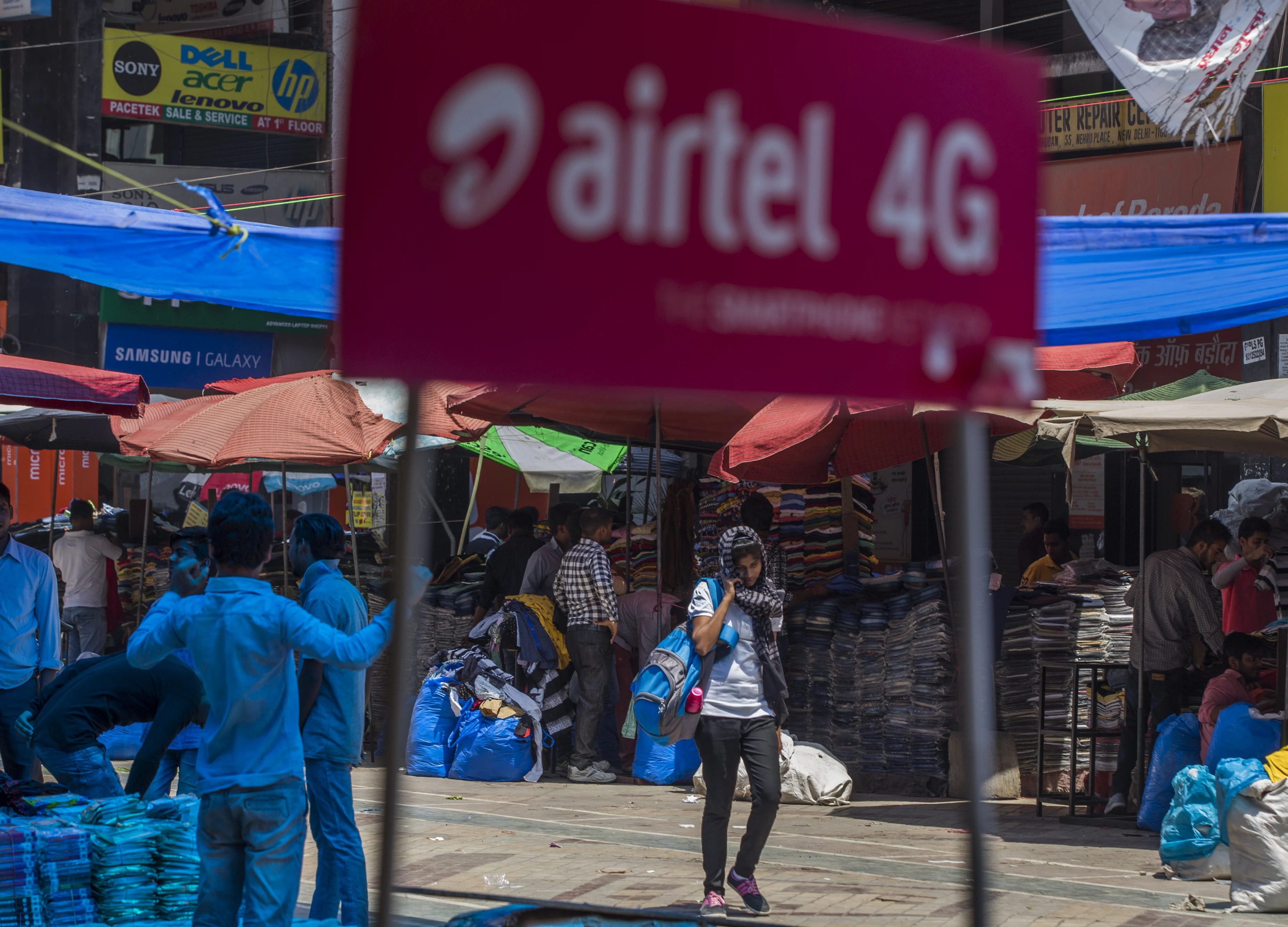 Fitch Places Airtel On ‘Rating Watch Negative’ After Supreme Court’s AGR Verdict