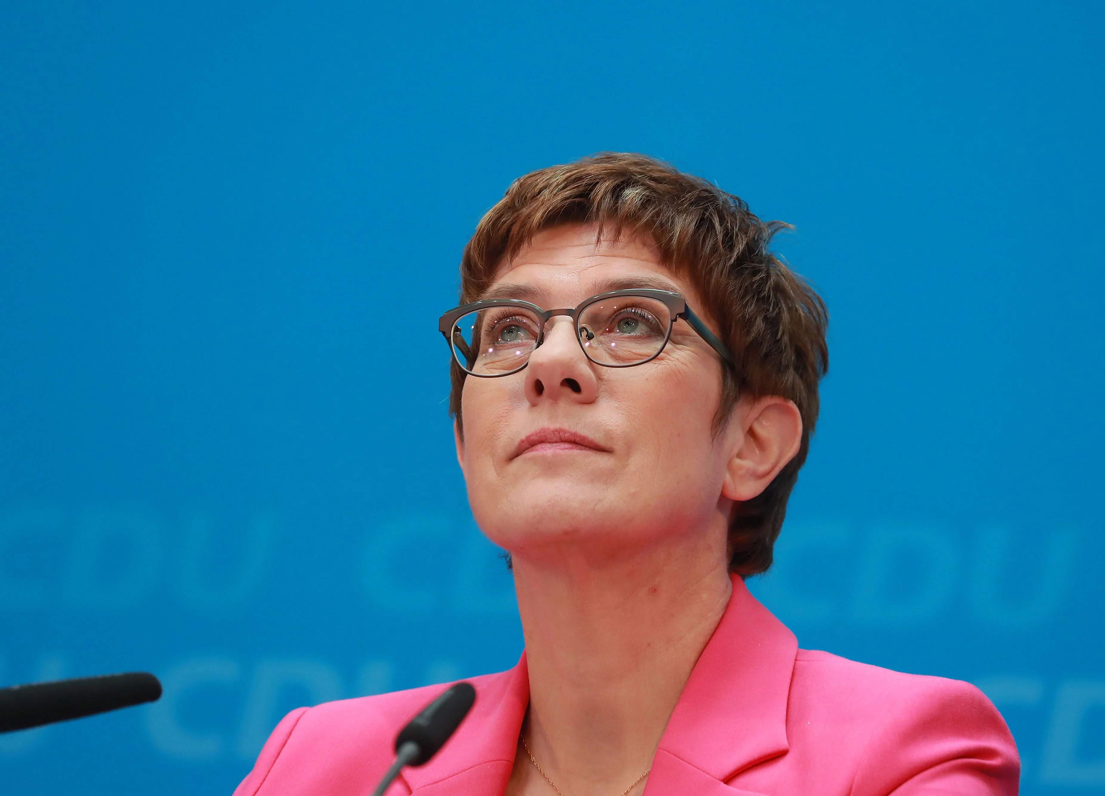 Merkel’s Successor Faces Party Revolt Over Bid to Be Chancellor