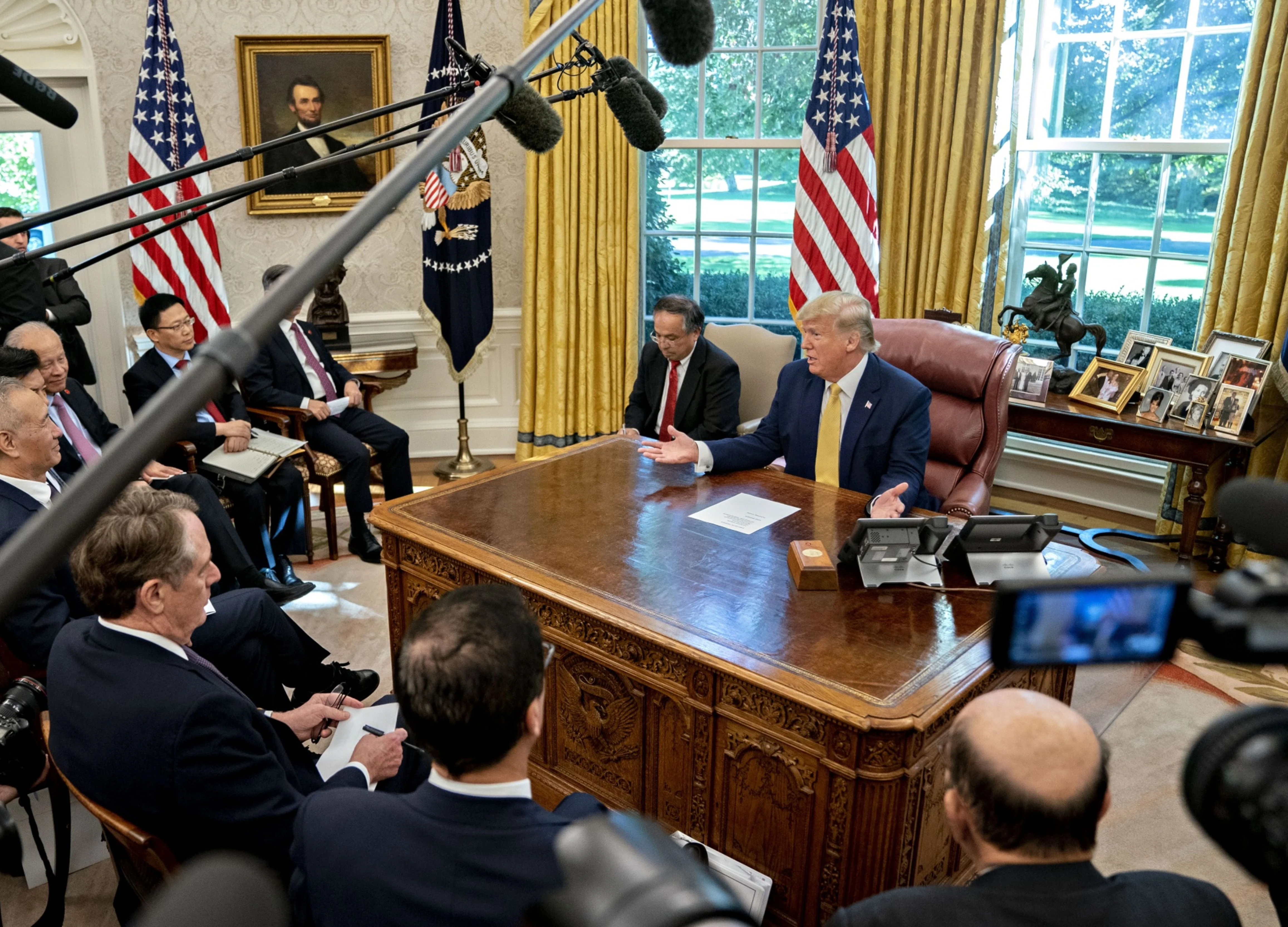 Trump Says China Trade Deal Likely Signed at November Xi Meeting