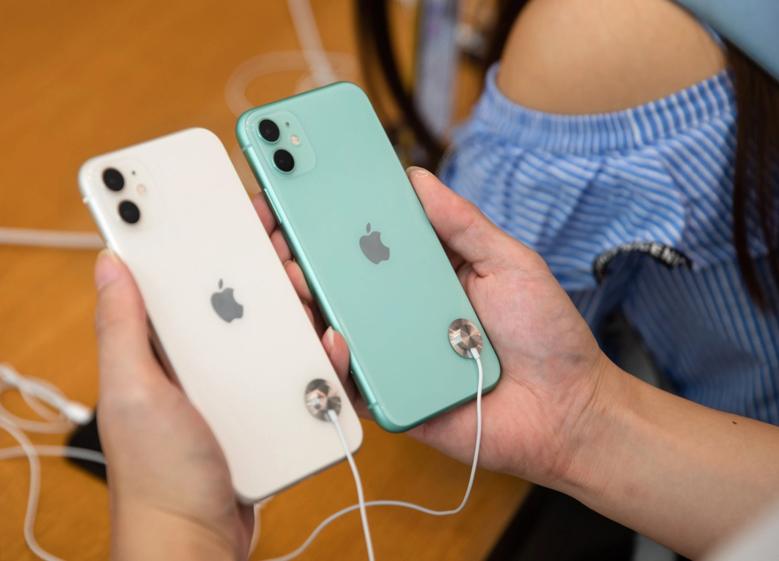 Apple Expects iPhone Shipments to Return to Growth in 2020