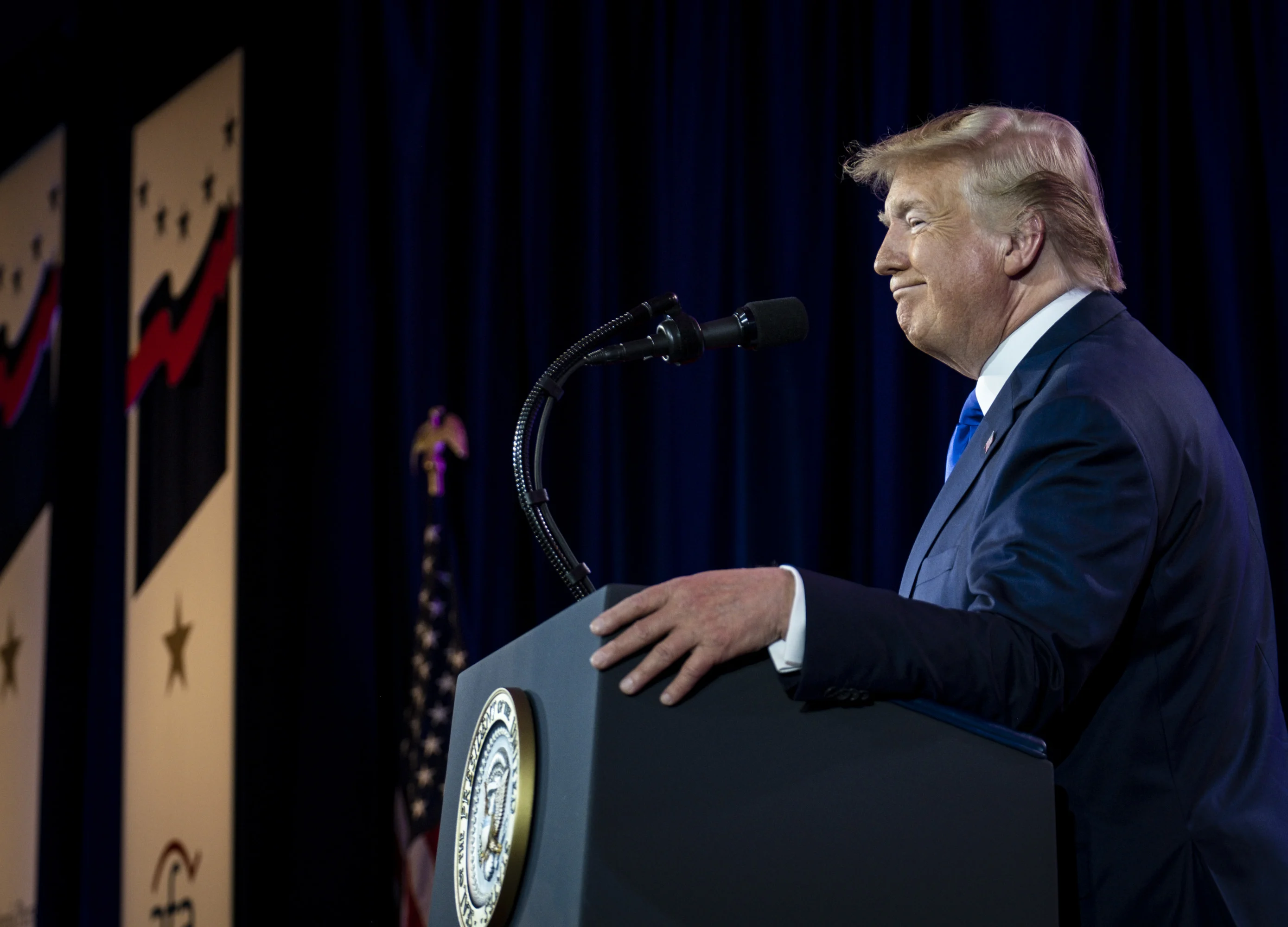 Virus Drug Touted by Trump, Musk Can Kill With Just Two Gram Dose