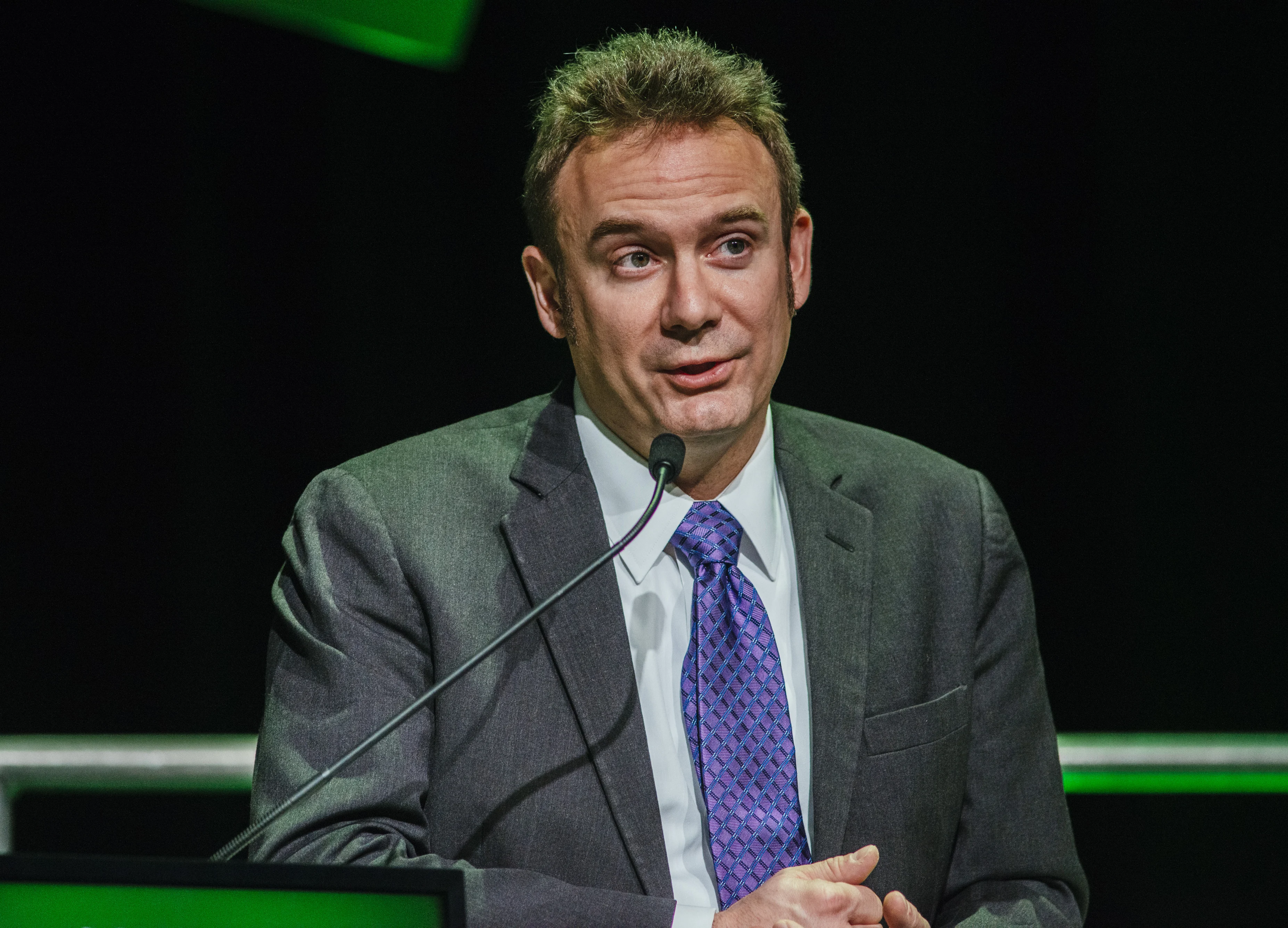 Alcoa Heads for Biggest Gain Since 2016 on $1 Billion Revamp