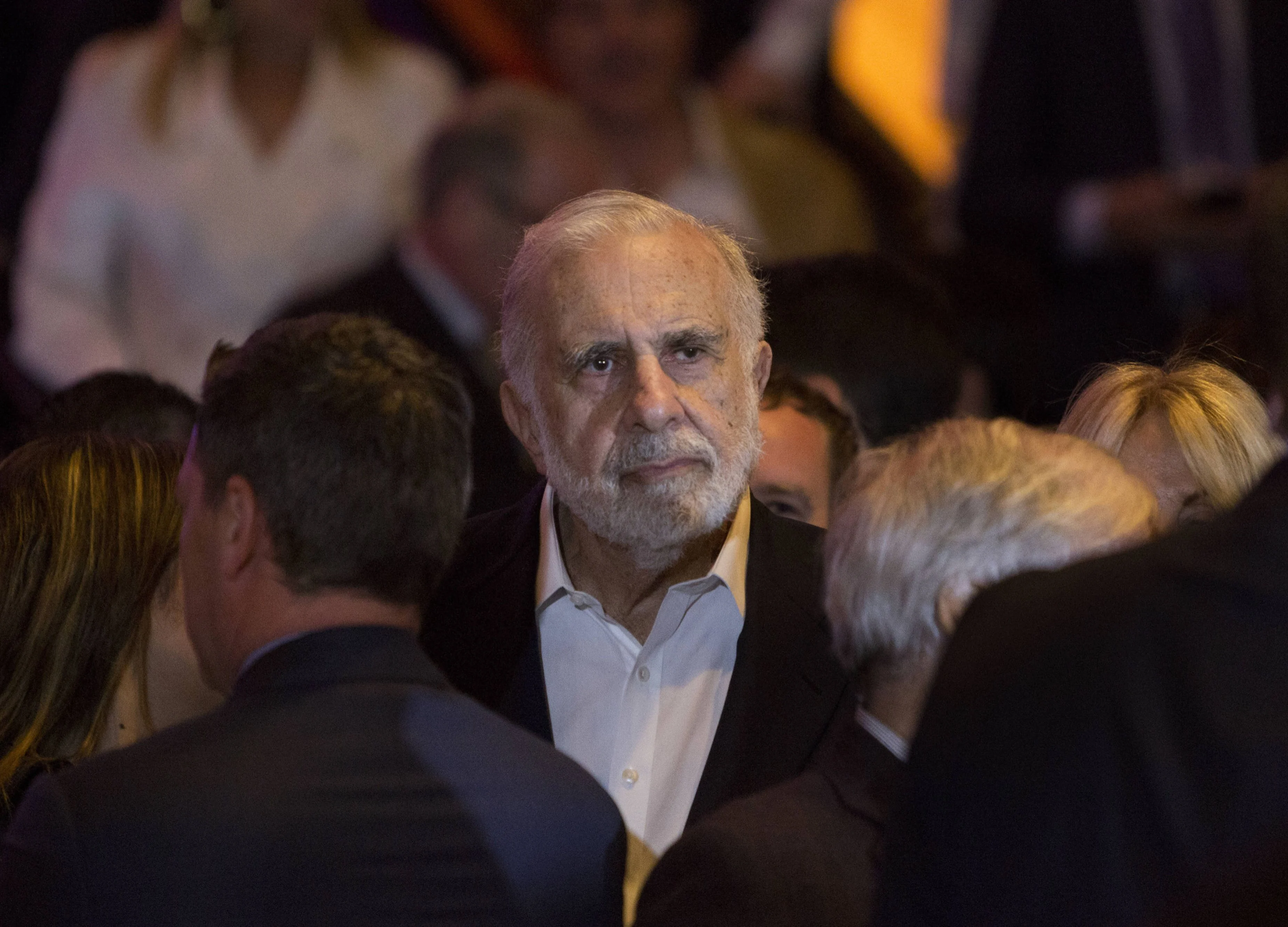 Carl Icahn to Seek Control of Occidental’s Board