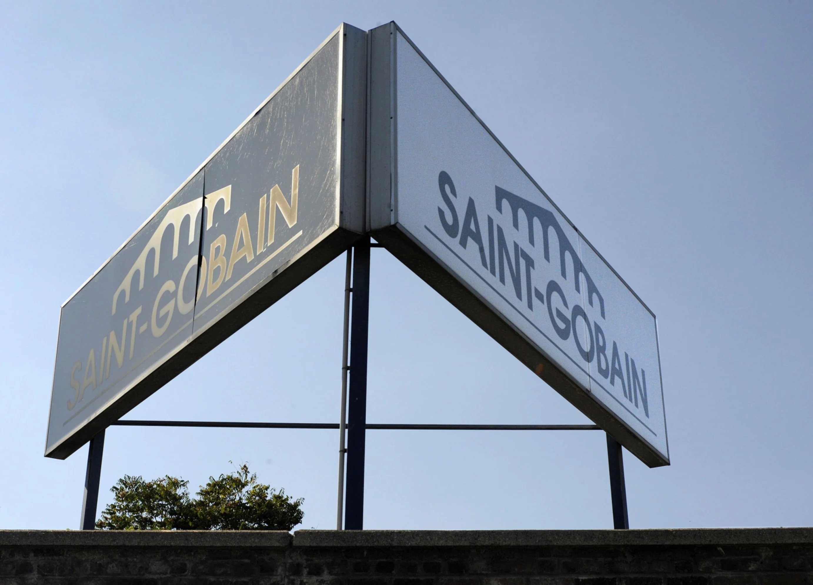 Saint-Gobain to Buy Continental Building for $1.4 Billion