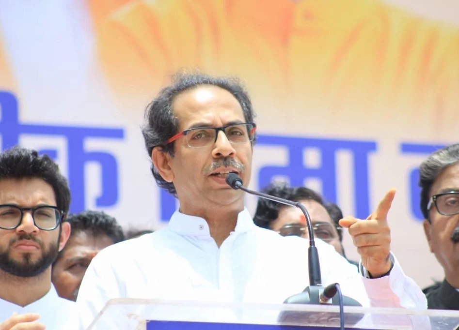 Shiv Sena Members Authorise Uddhav To Take ‘Final Decision’ On Government