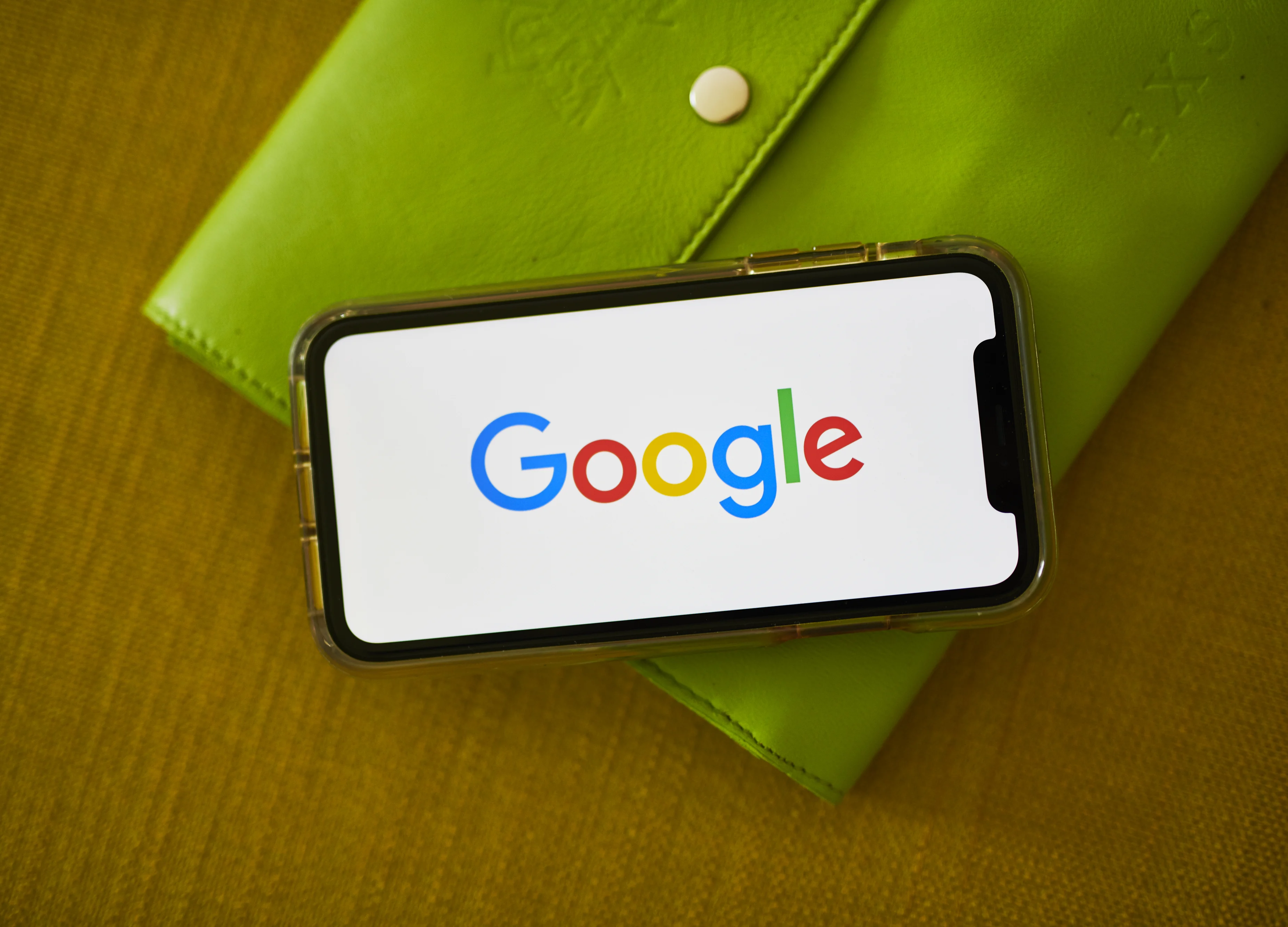 Google Partners With Citi to Offer Customers Checking Accounts