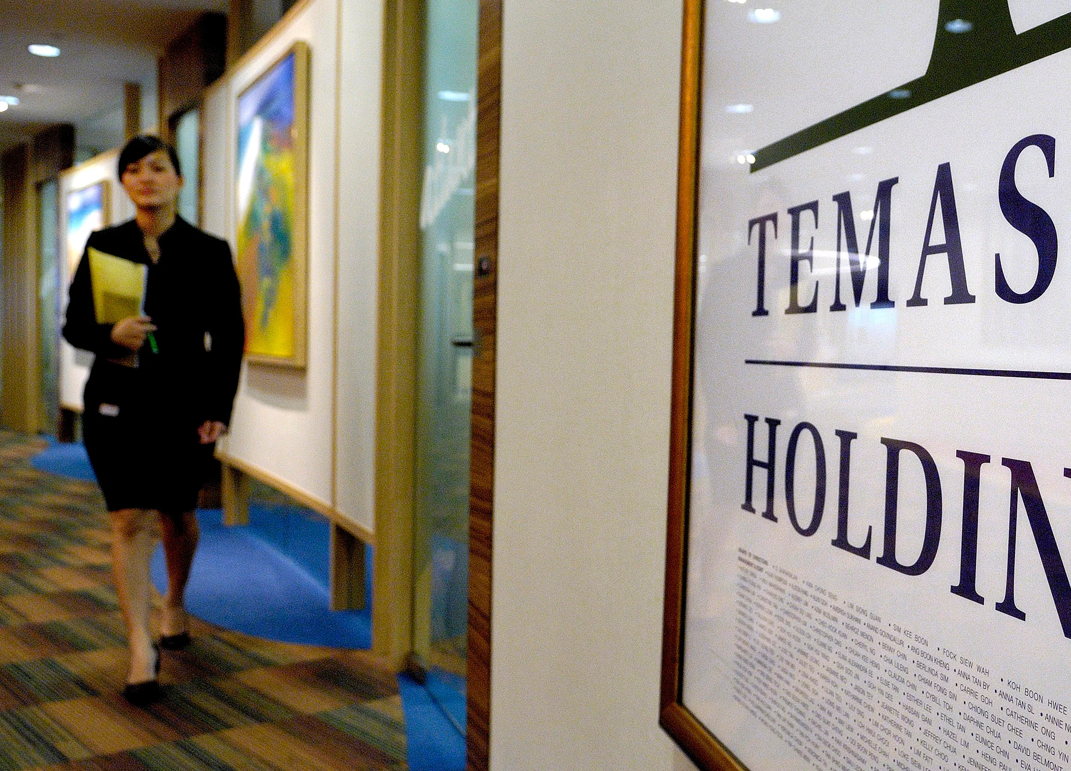 Temasek to Report Air Miles, Paper, Water Usage in Green Push