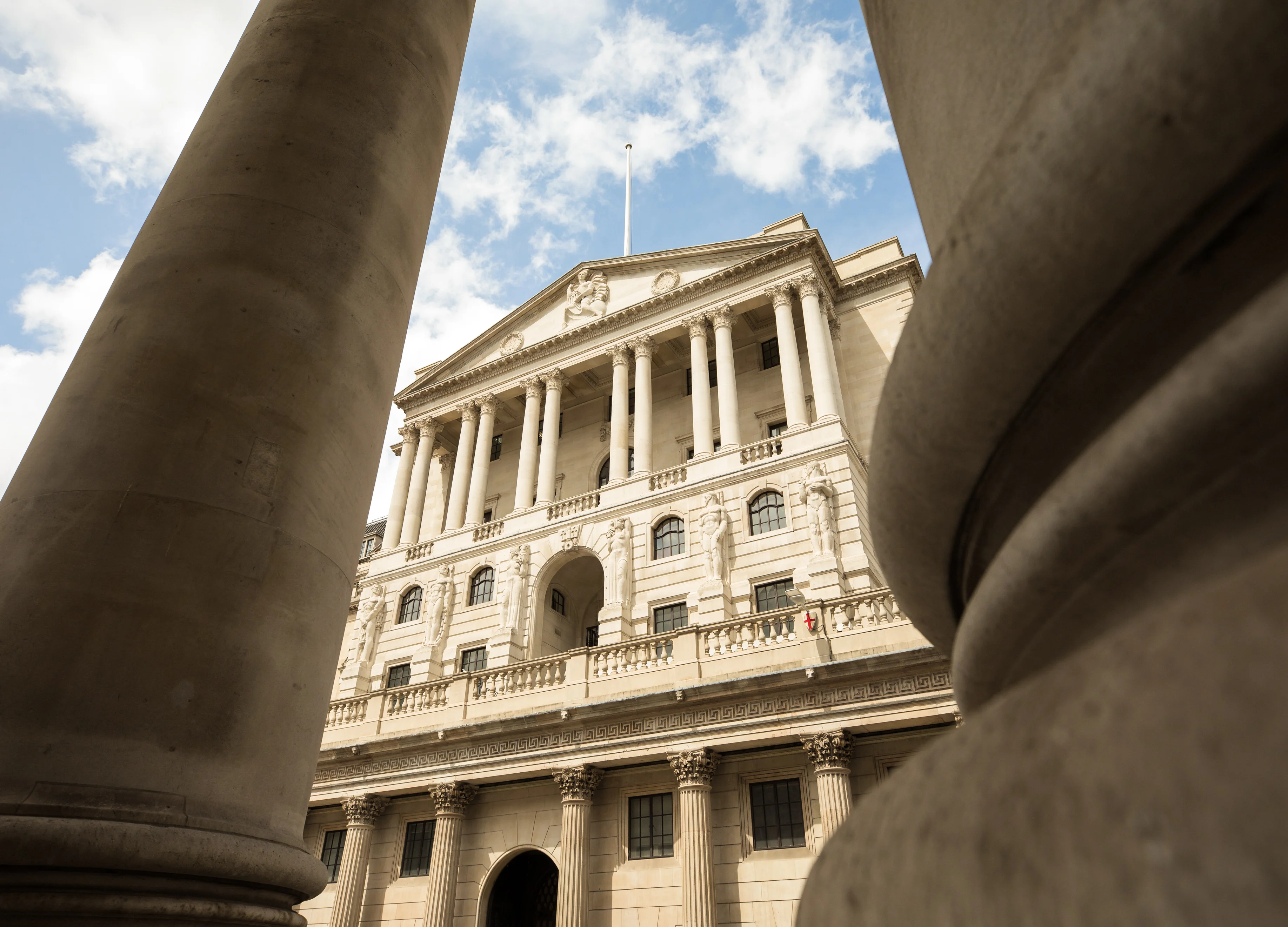BOE to Hold Steady as Brexit Fog Thickens: Decision Day Guide