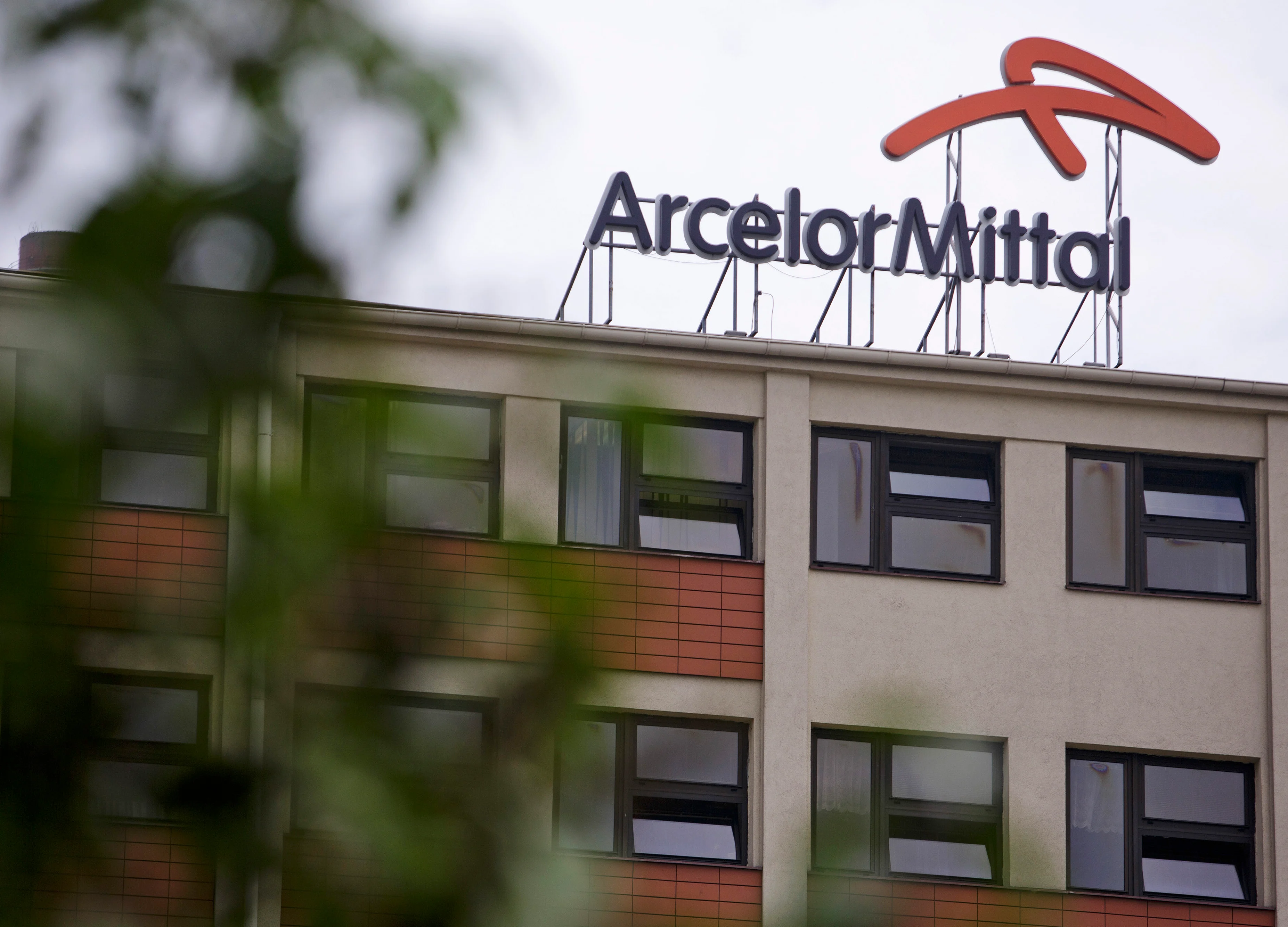 ArcelorMittal Nippon Steel Completes Acquisition Of Power Plant In Gujarat