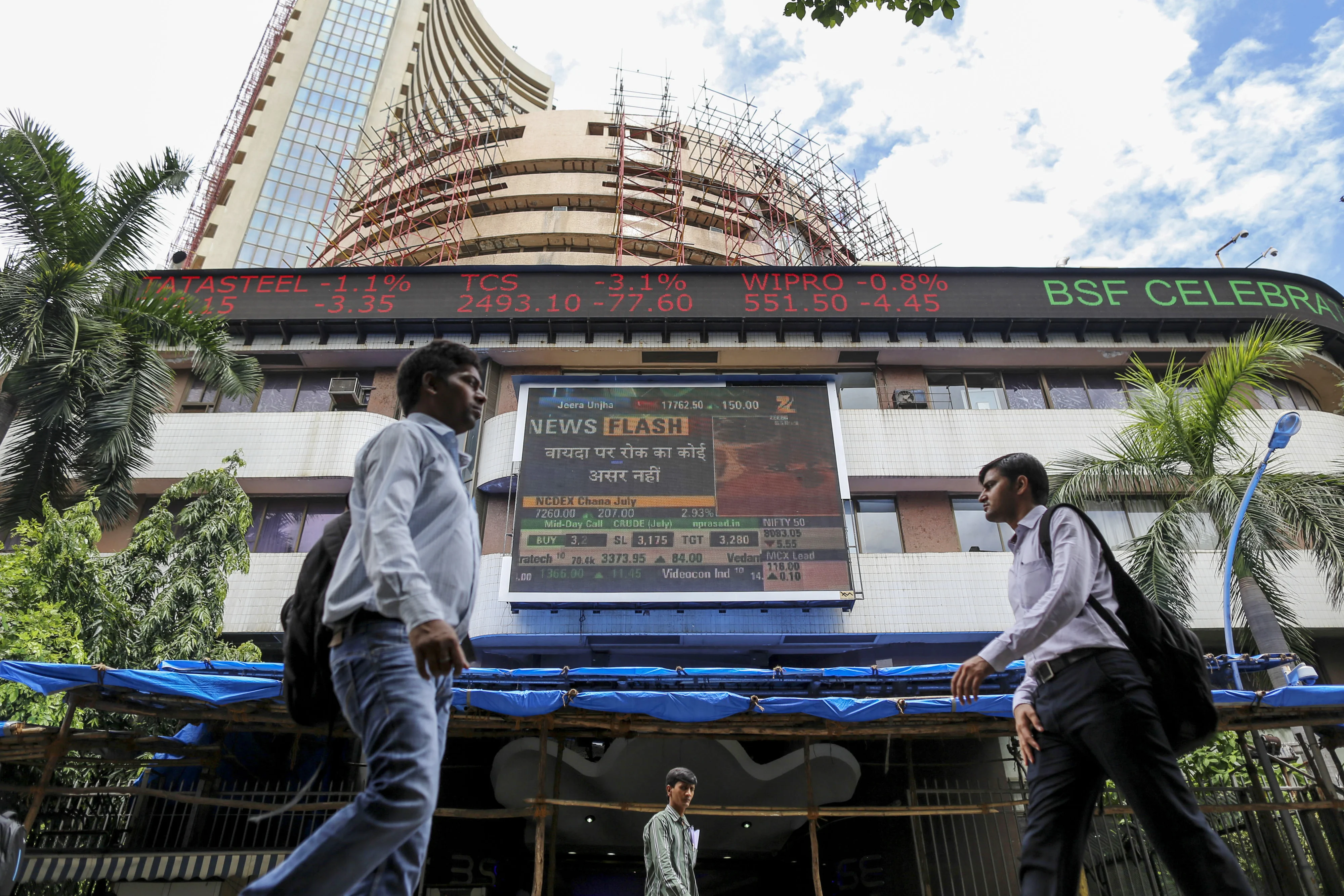 Eight Of Top-10 Most Valued Companies Add Rs 52,194 Crore In Market Cap
